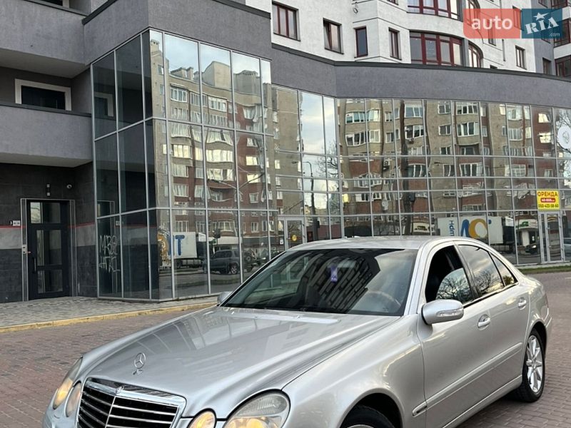 Седан Mercedes-Benz E-Class 2002 в Ивано-Франковске