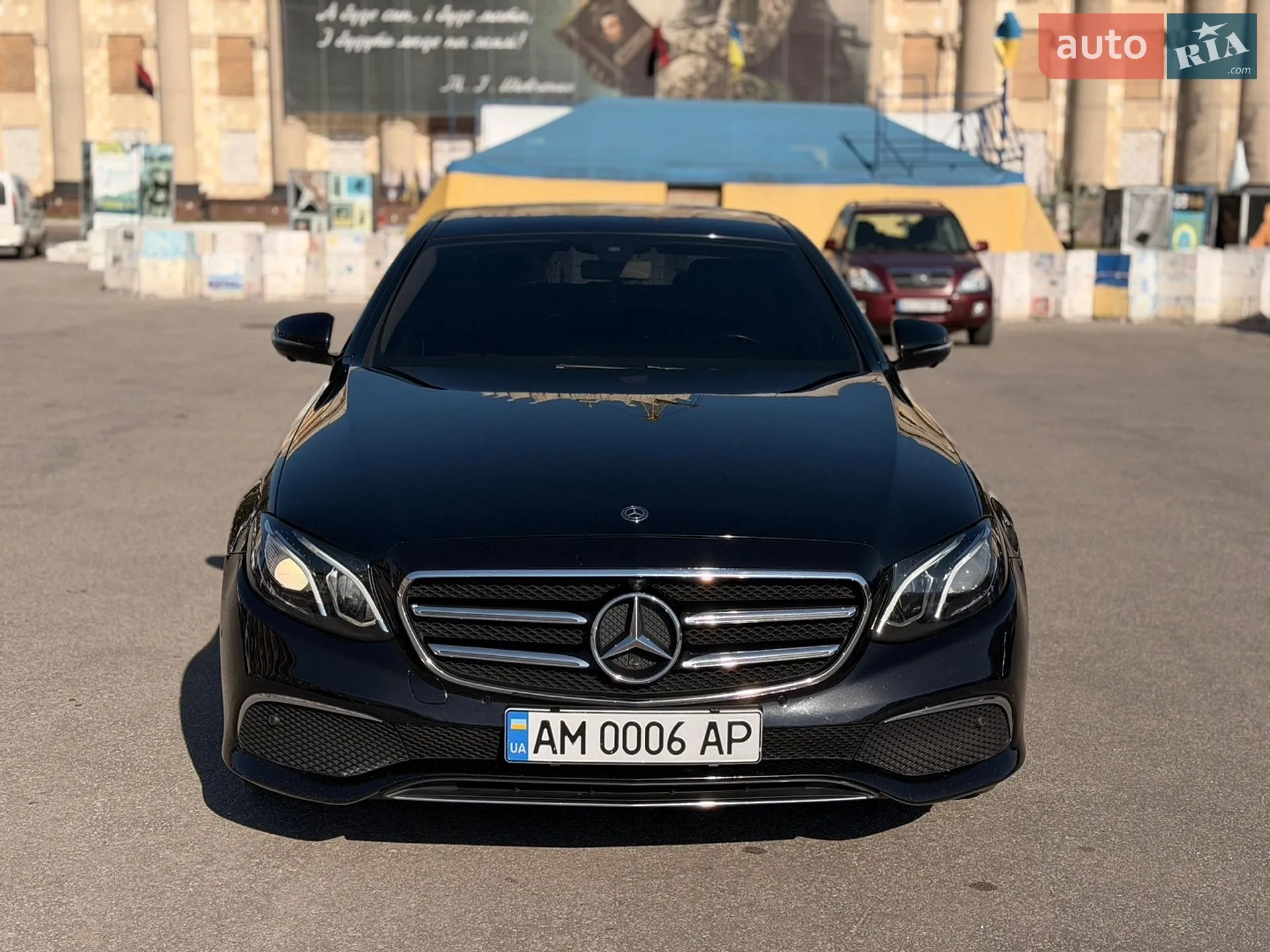 2018 Mercedes-Benz E-klasse - фото 1