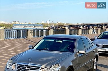 Седан Mercedes-Benz E-Class 2006 в Києві