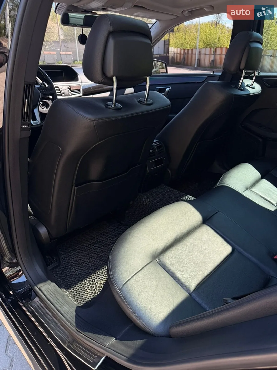 2012 Mercedes-Benz E-klasse - мініатюра 29