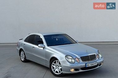 Седан Mercedes-Benz E-Class 2002 в Луцке