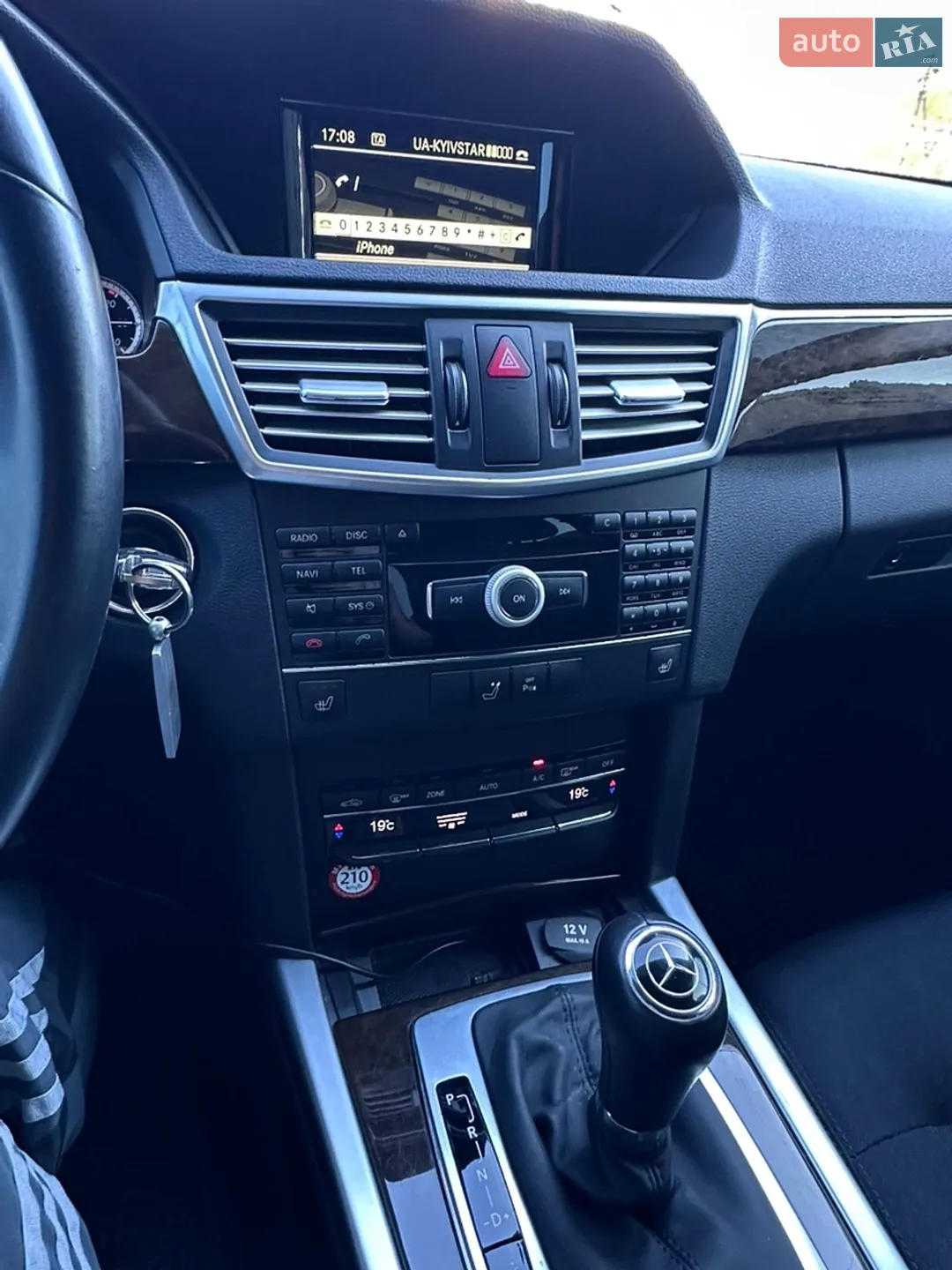 2010 Mercedes-Benz E-klasse - мініатюра 19