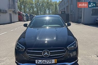 Седан Mercedes-Benz E-Class 2022 в Киеве