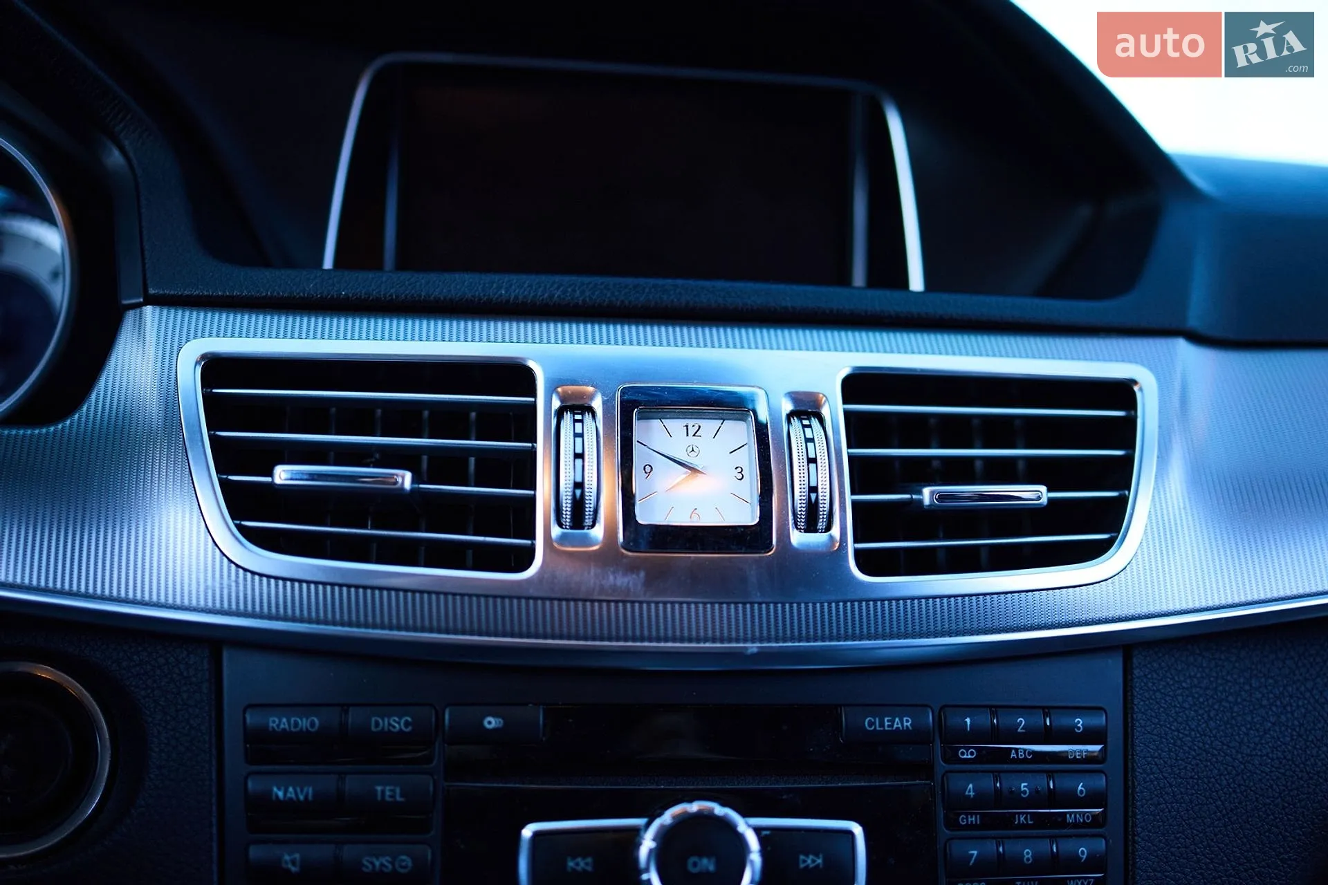 2013 Mercedes-Benz E-klasse - мініатюра 19