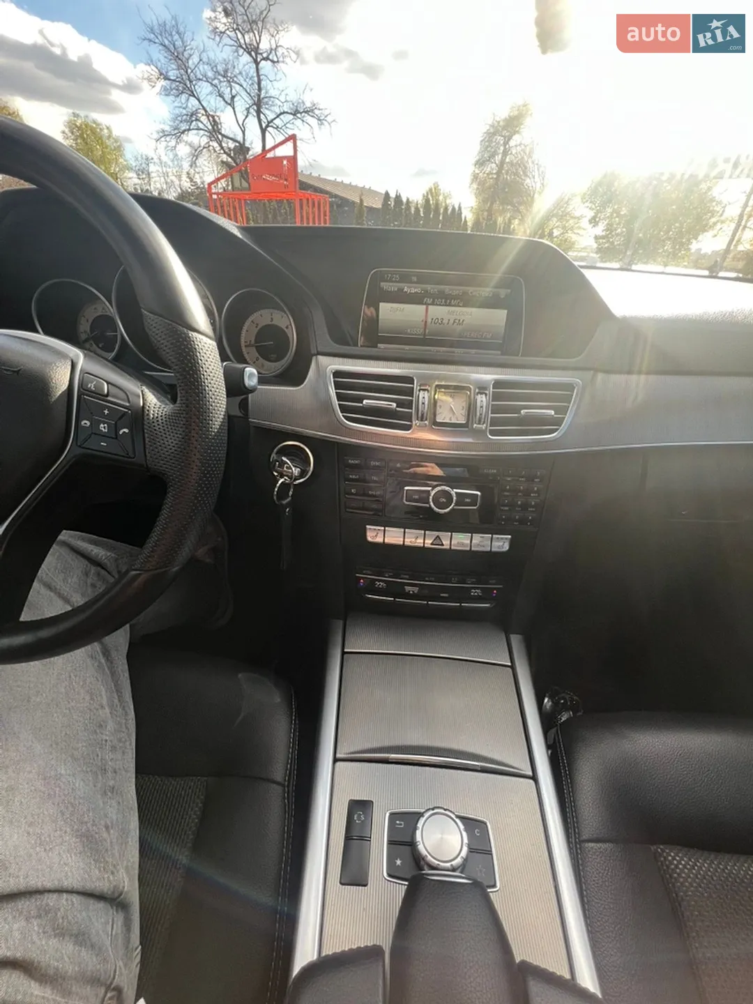 2013 Mercedes-Benz E-klasse - мініатюра 28