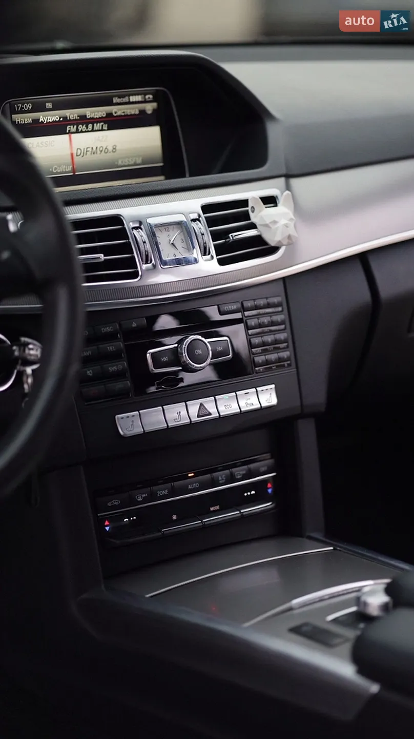 2013 Mercedes-Benz E-klasse - мініатюра 12
