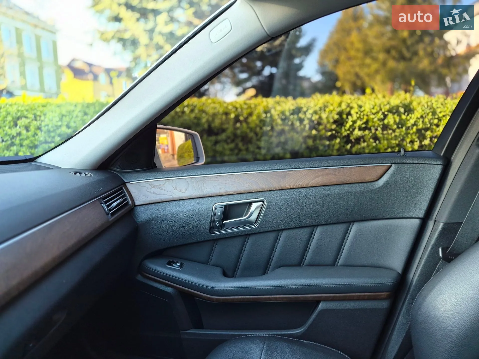 2012 Mercedes-Benz E-klasse - мініатюра 18