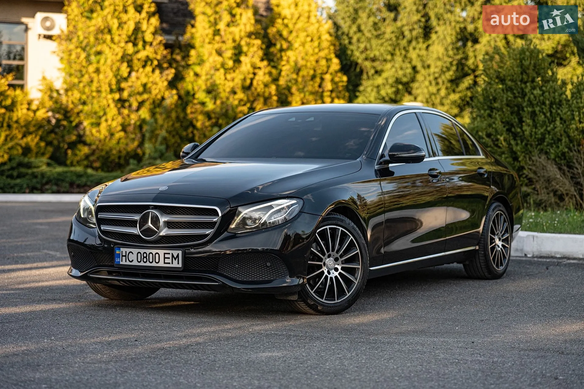 2016 Mercedes-Benz E-klasse - фото 1