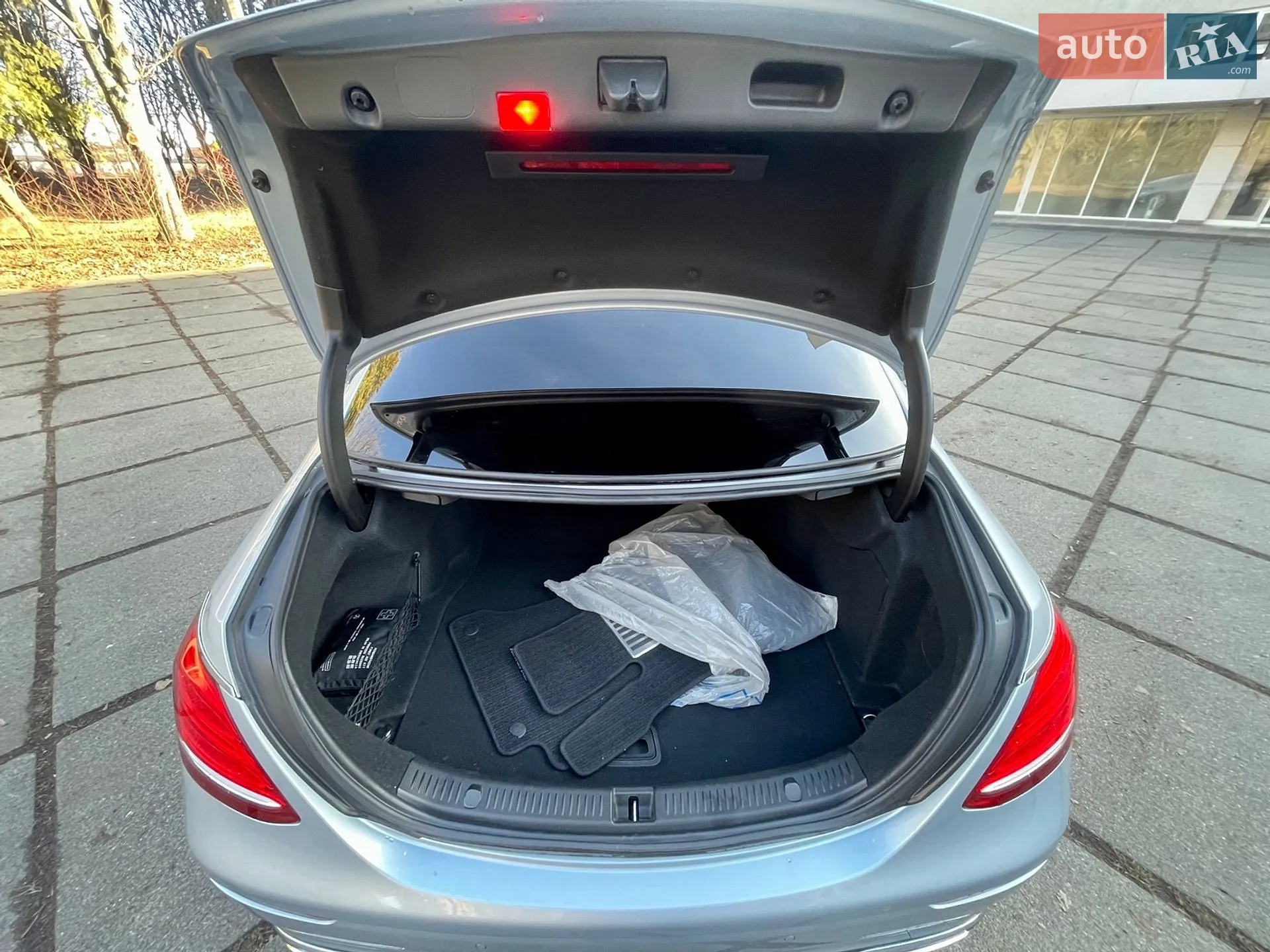 2016 Mercedes-Benz E-klasse - мініатюра 13