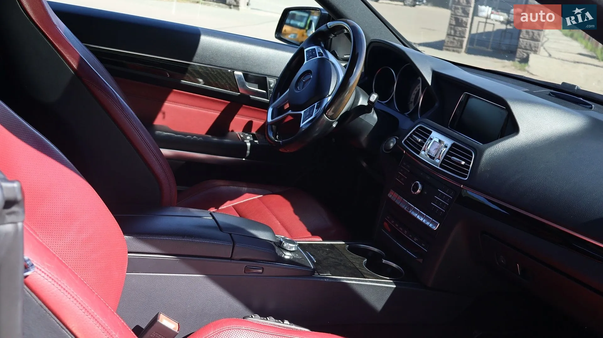 2015 Mercedes-Benz E-klasse - мініатюра 16