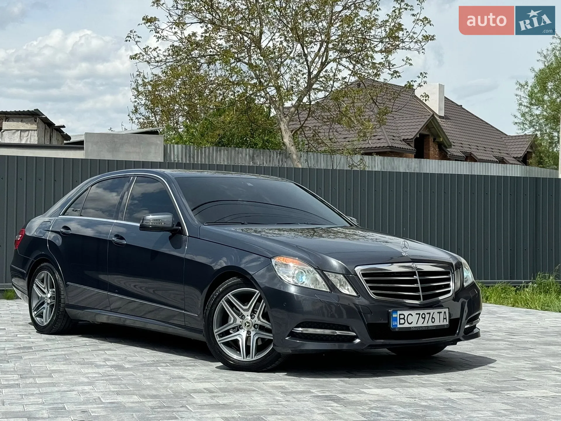 2012 Mercedes-Benz E-klasse - мініатюра 3
