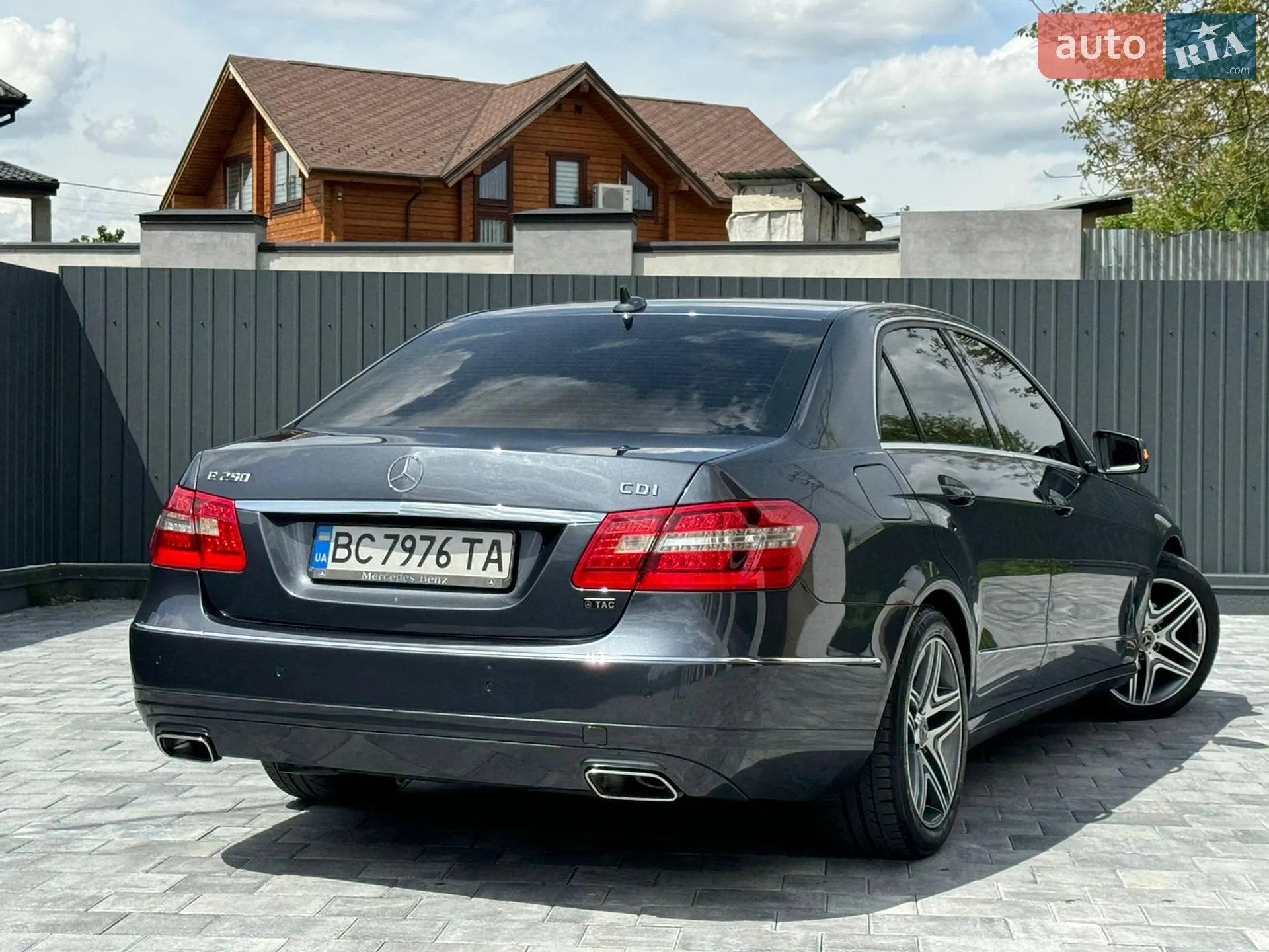 2012 Mercedes-Benz E-klasse - мініатюра 48
