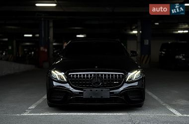 Седан Mercedes-Benz E-Class 2016 в Києві