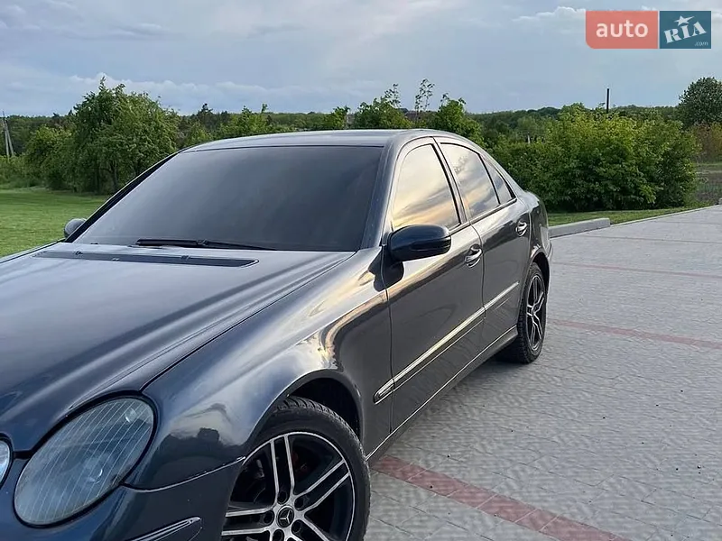 Mercedes-Benz E-Class
