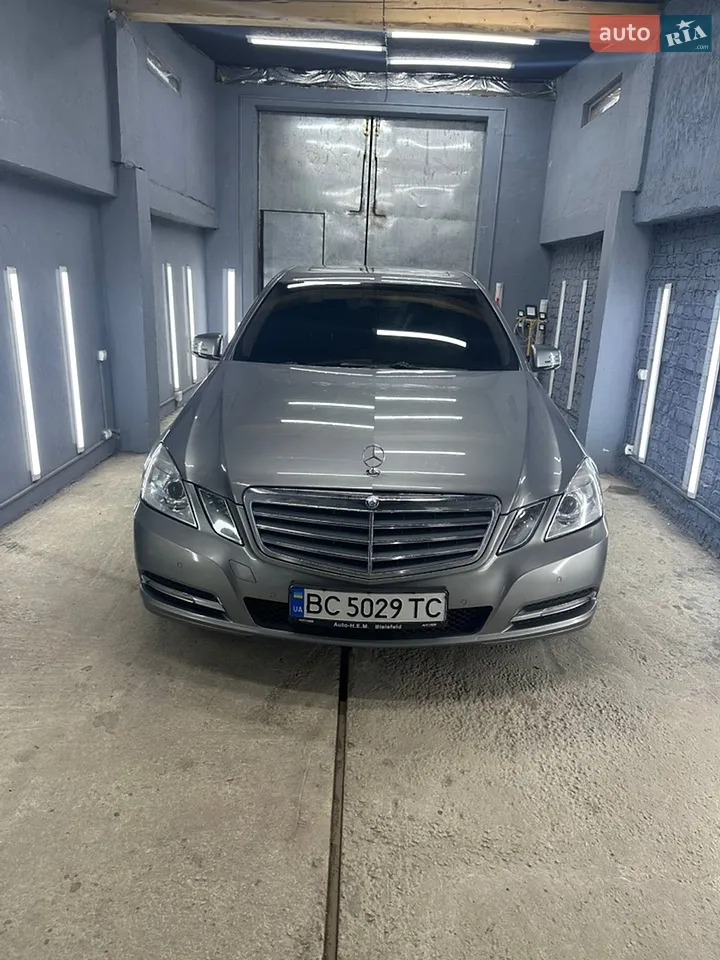 2013 Mercedes-Benz E-klasse - мініатюра 33