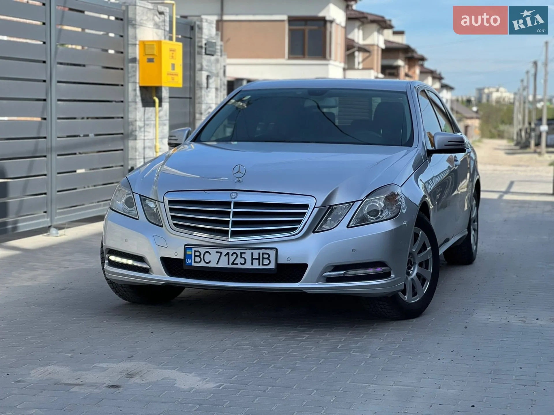 2013 Mercedes-Benz E-klasse - мініатюра 3