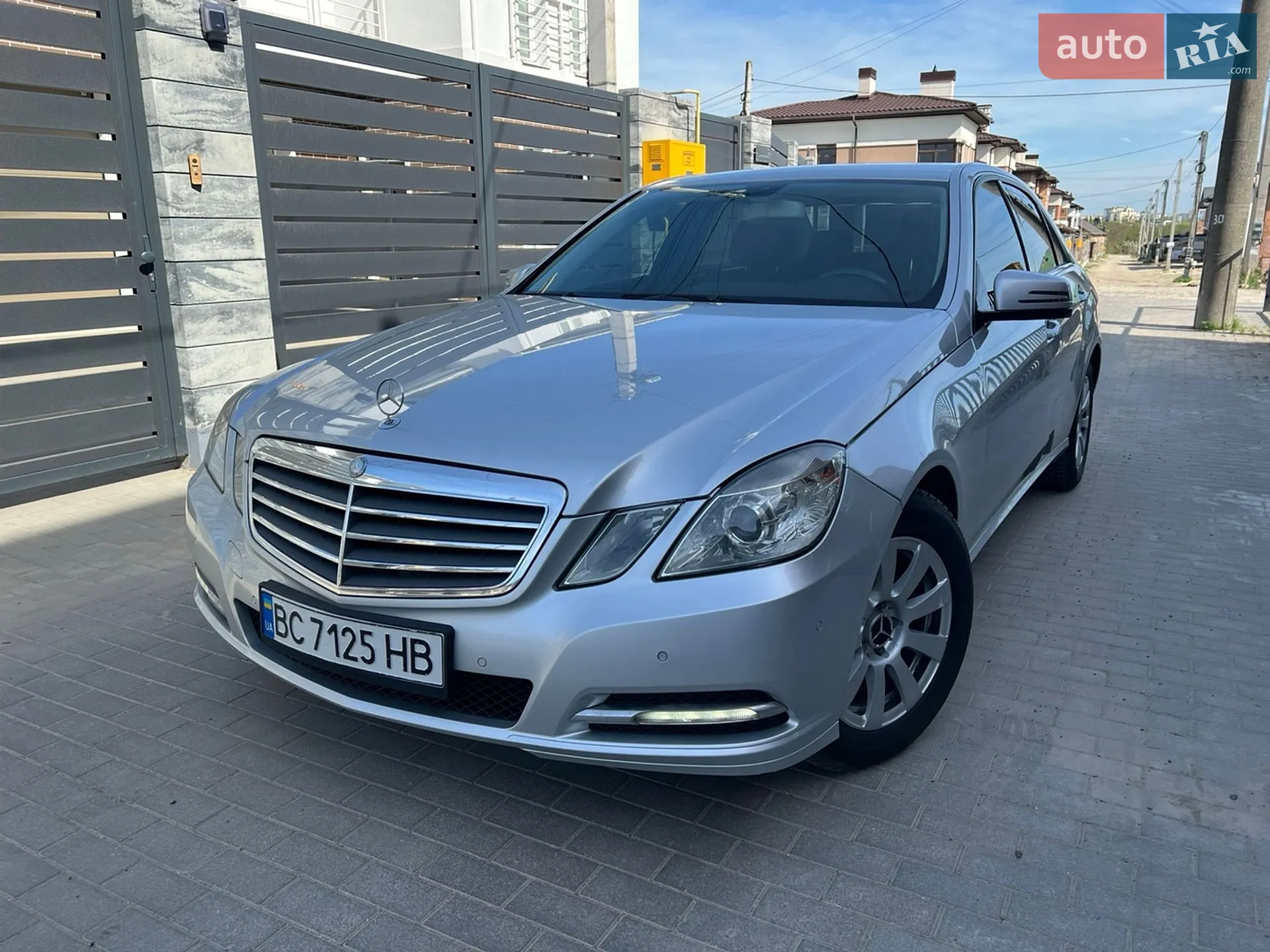 2013 Mercedes-Benz E-klasse - мініатюра 29