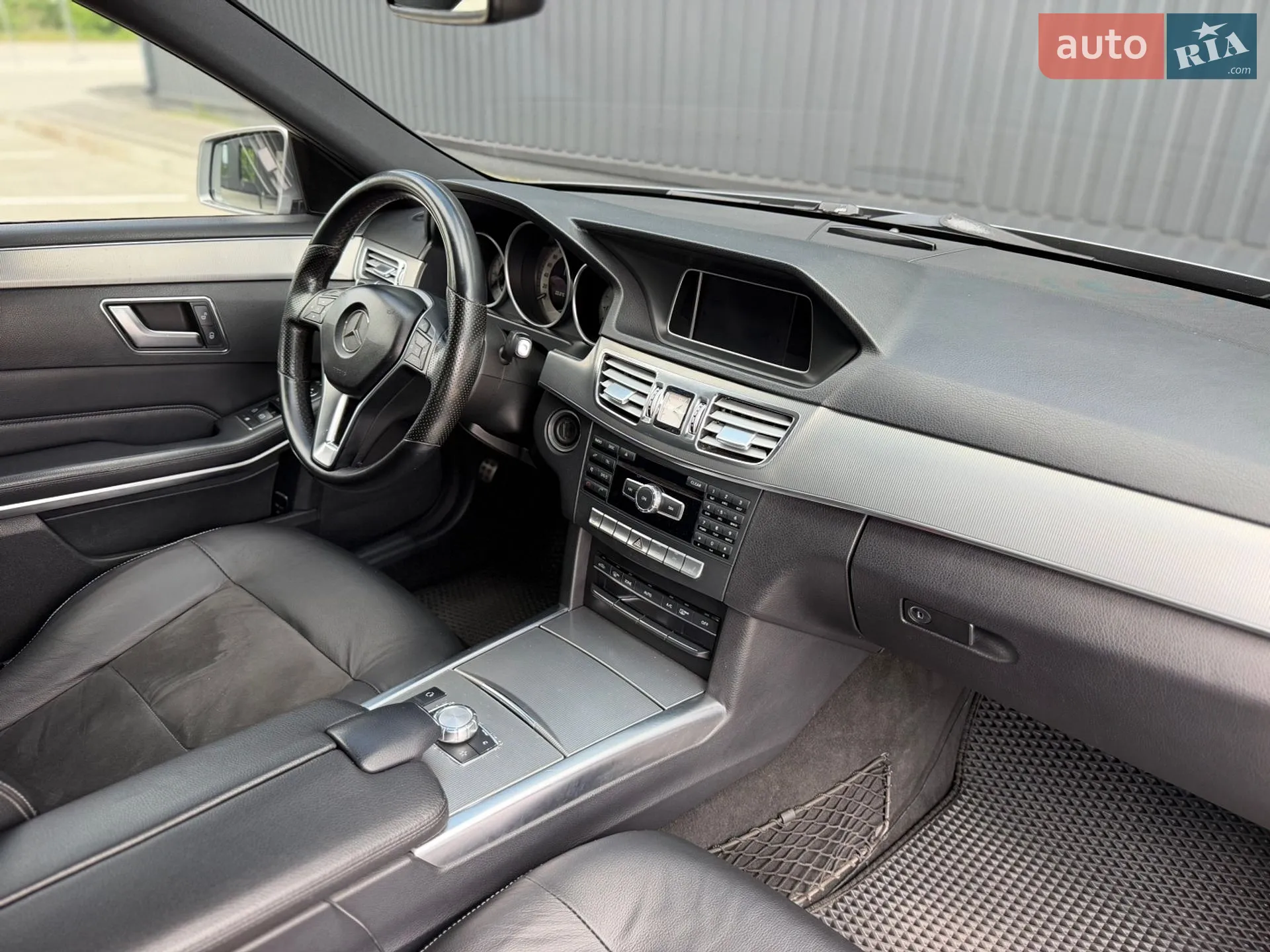 2014 Mercedes-Benz E-klasse - мініатюра 50