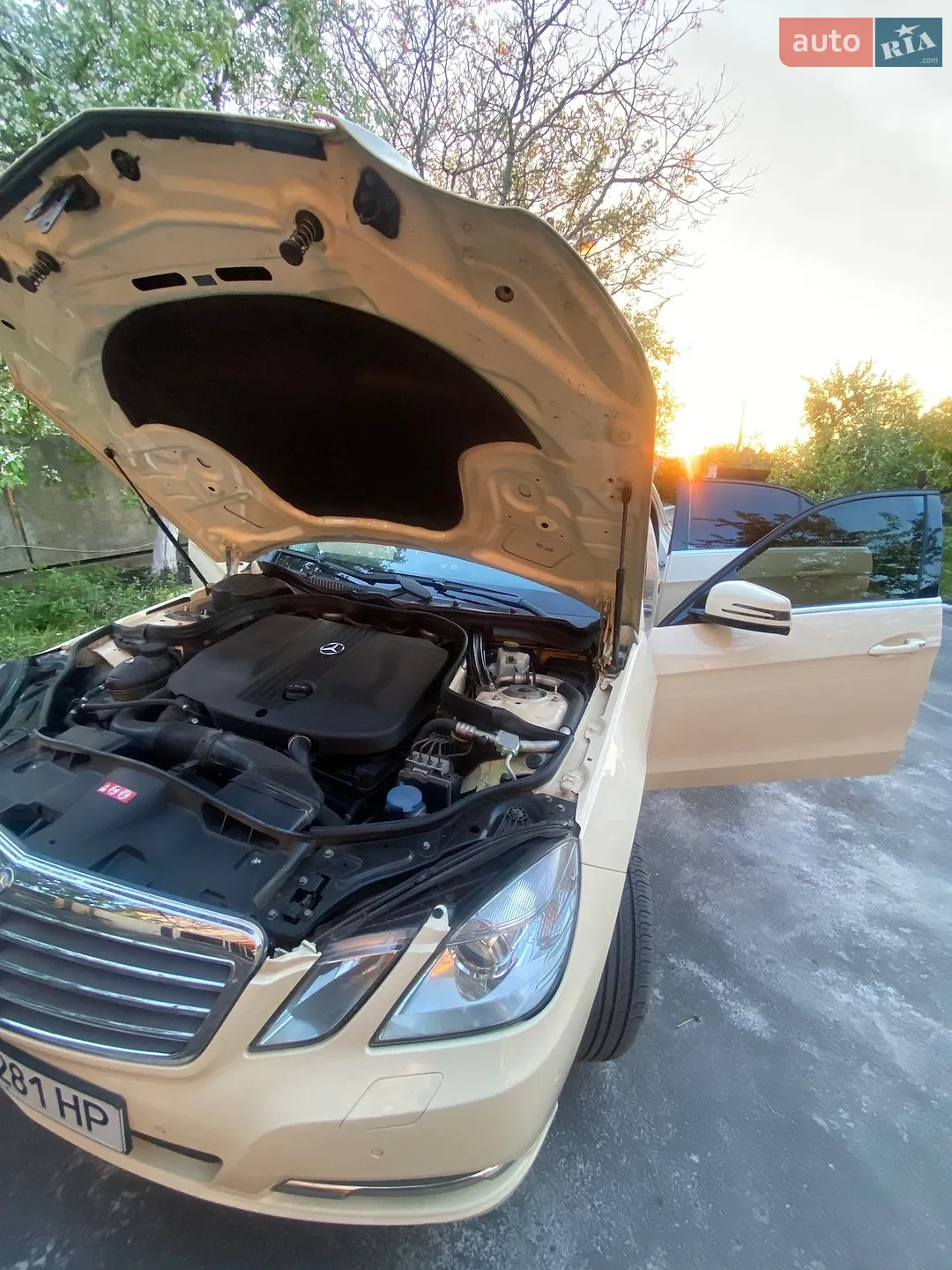 2012 Mercedes-Benz E-klasse - мініатюра 20