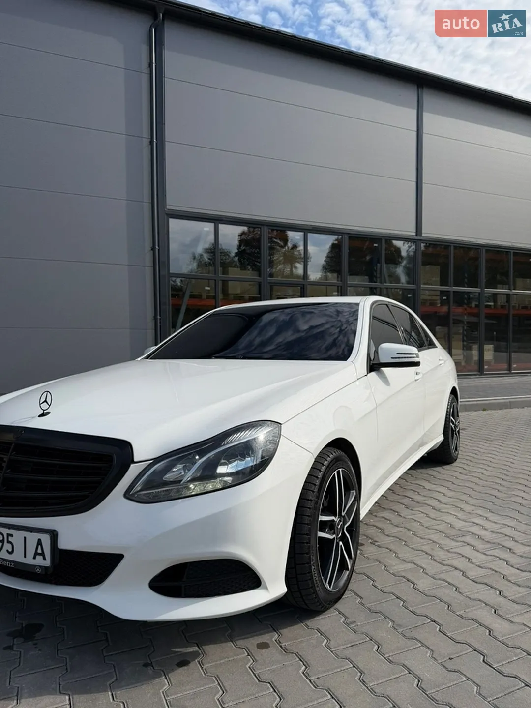 2013 Mercedes-Benz E-klasse - мініатюра 15