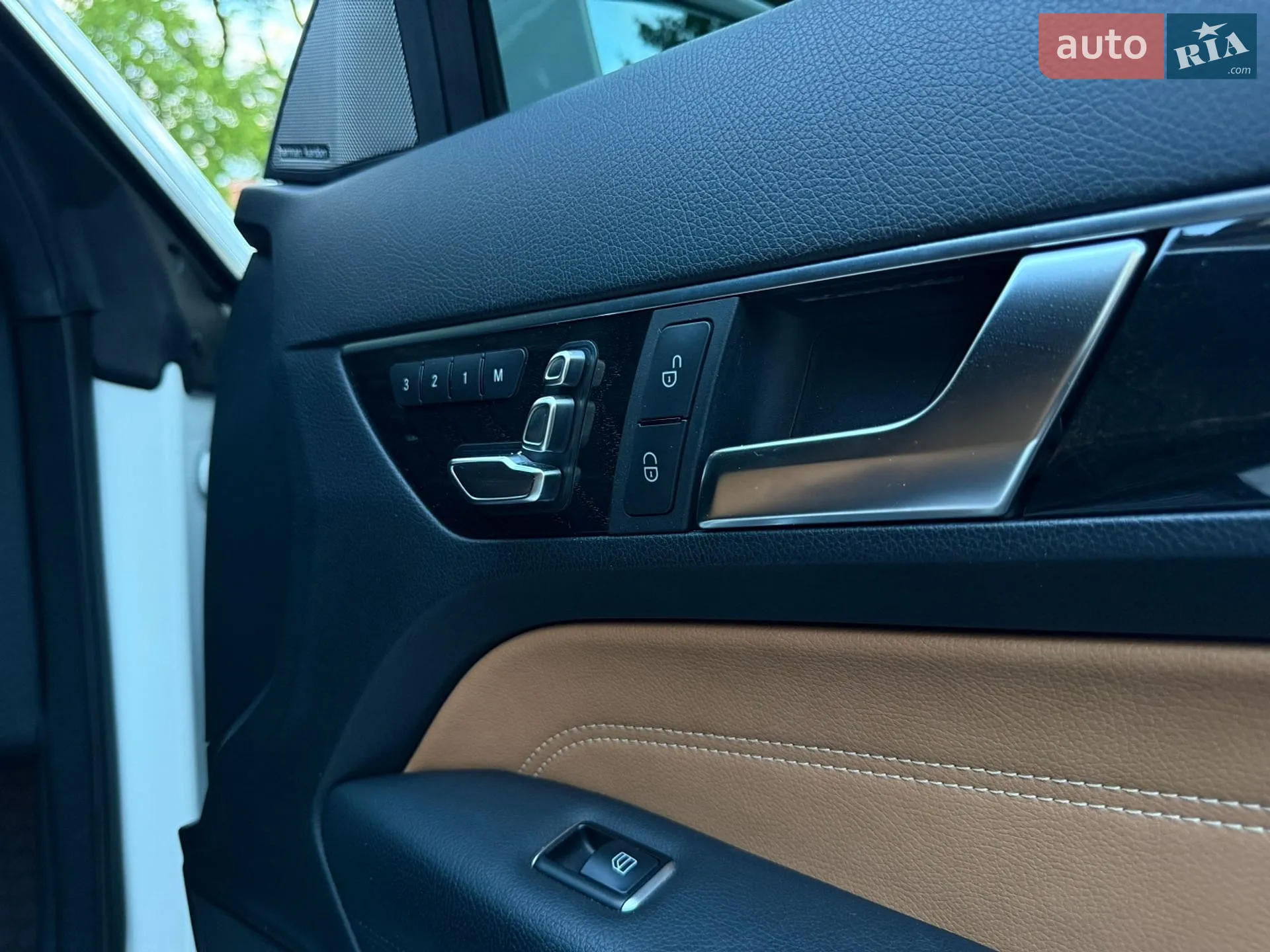 2015 Mercedes-Benz E-klasse - мініатюра 38