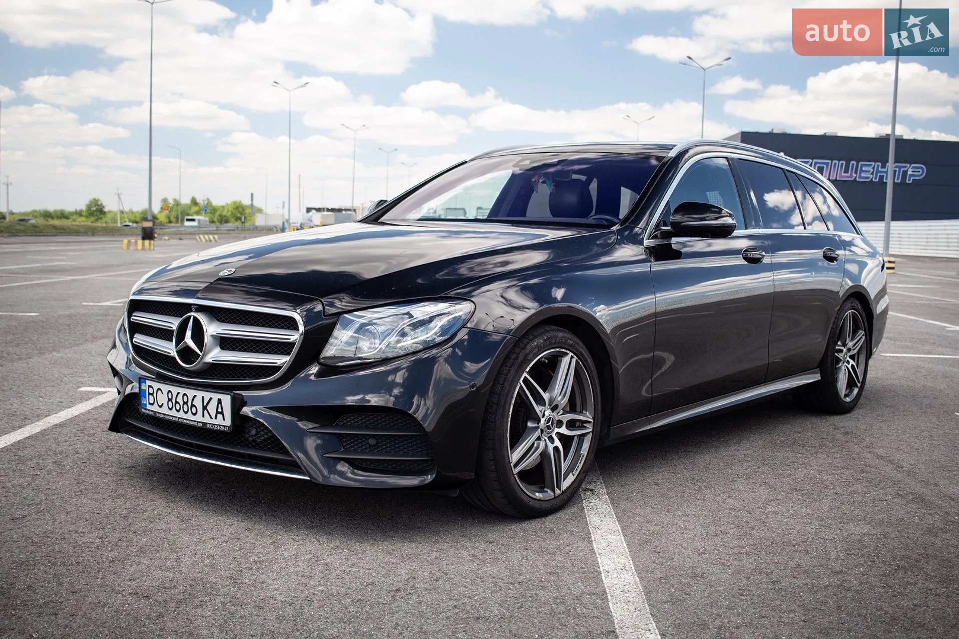 2017 Mercedes-Benz E-klasse - фото 1