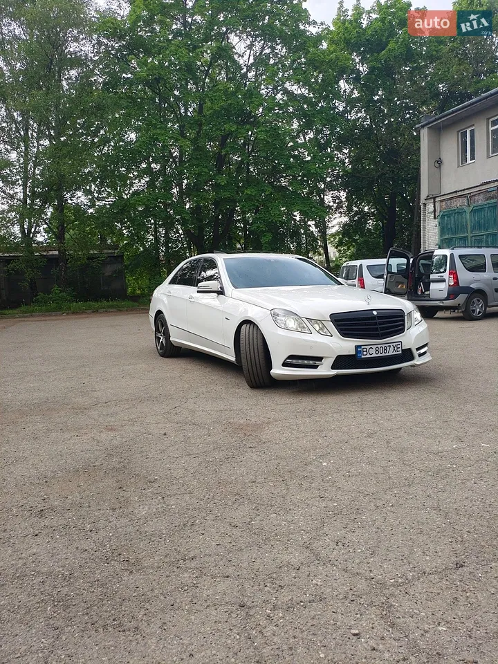 2011 Mercedes-Benz E-klasse - мініатюра 23