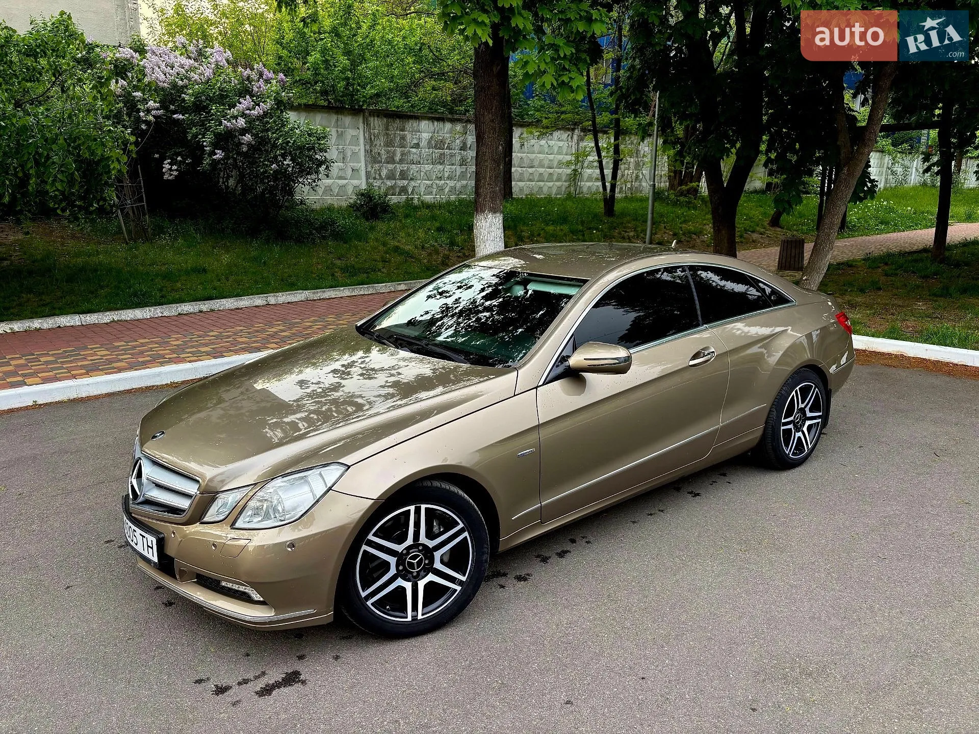 2010 Mercedes-Benz E-klasse - мініатюра 8
