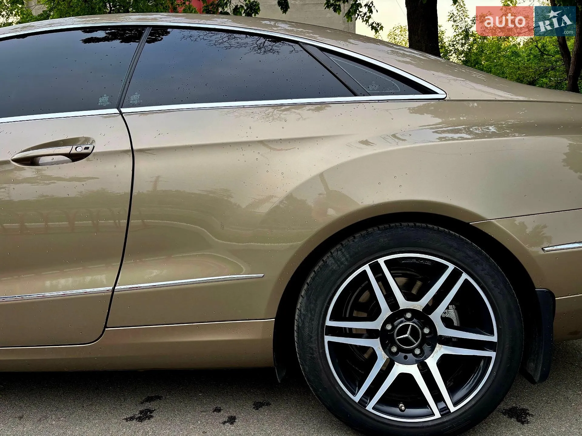 2010 Mercedes-Benz E-klasse - мініатюра 25