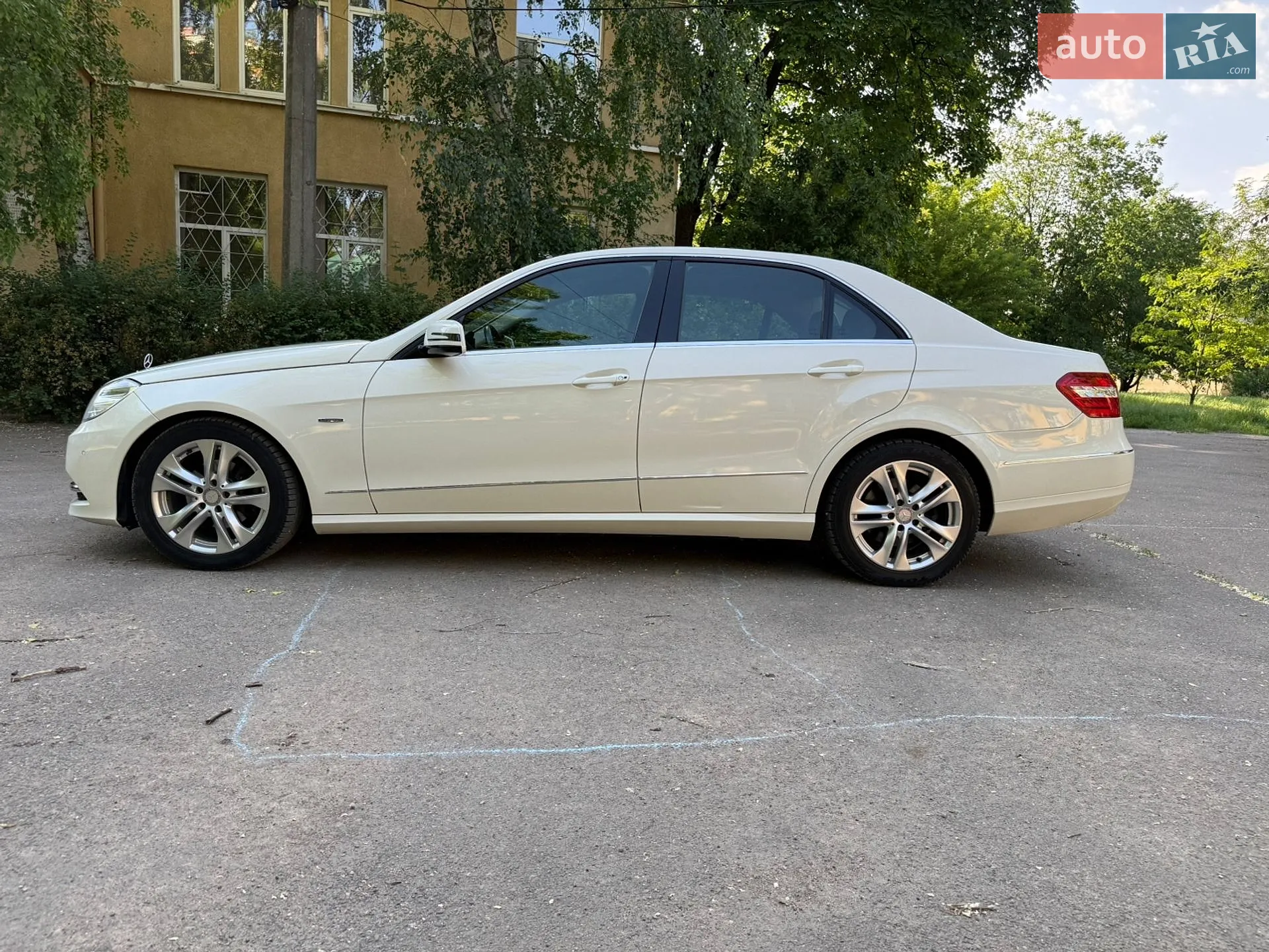 2011 Mercedes-Benz E-klasse - мініатюра 33