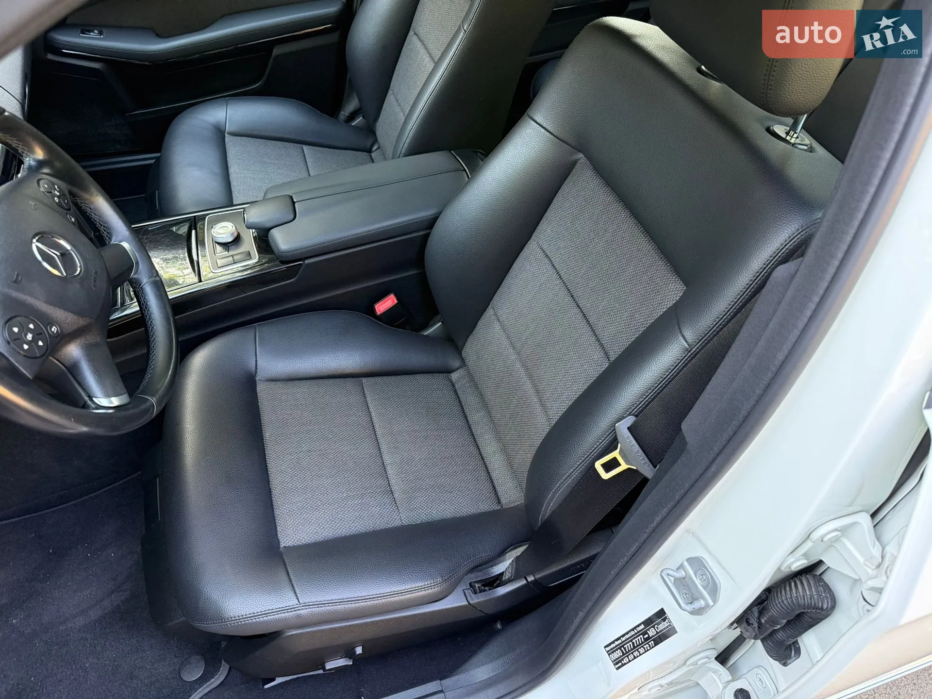 2011 Mercedes-Benz E-klasse - мініатюра 45