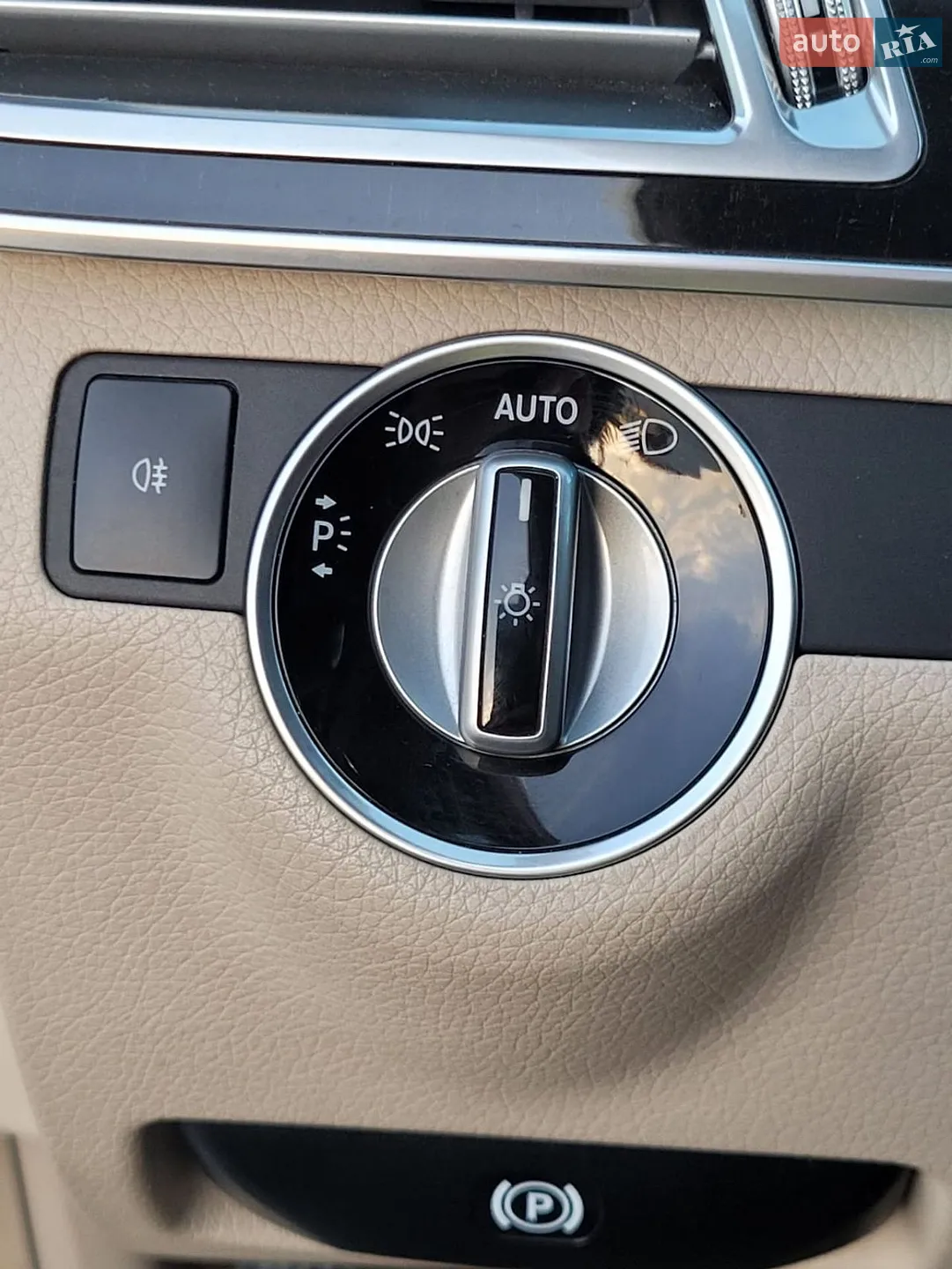2013 Mercedes-Benz E-klasse - мініатюра 26