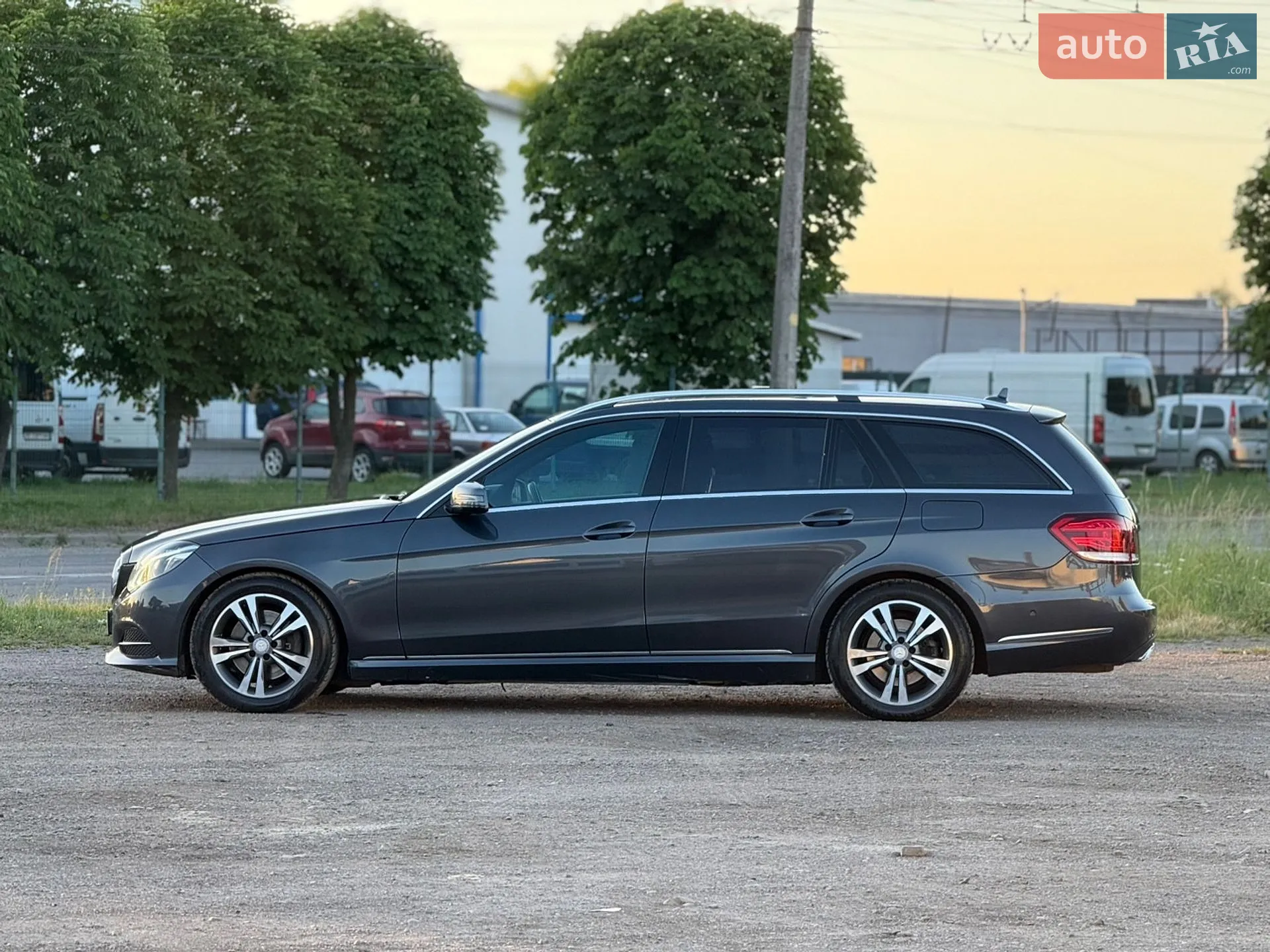 2013 Mercedes-Benz E-klasse - мініатюра 4