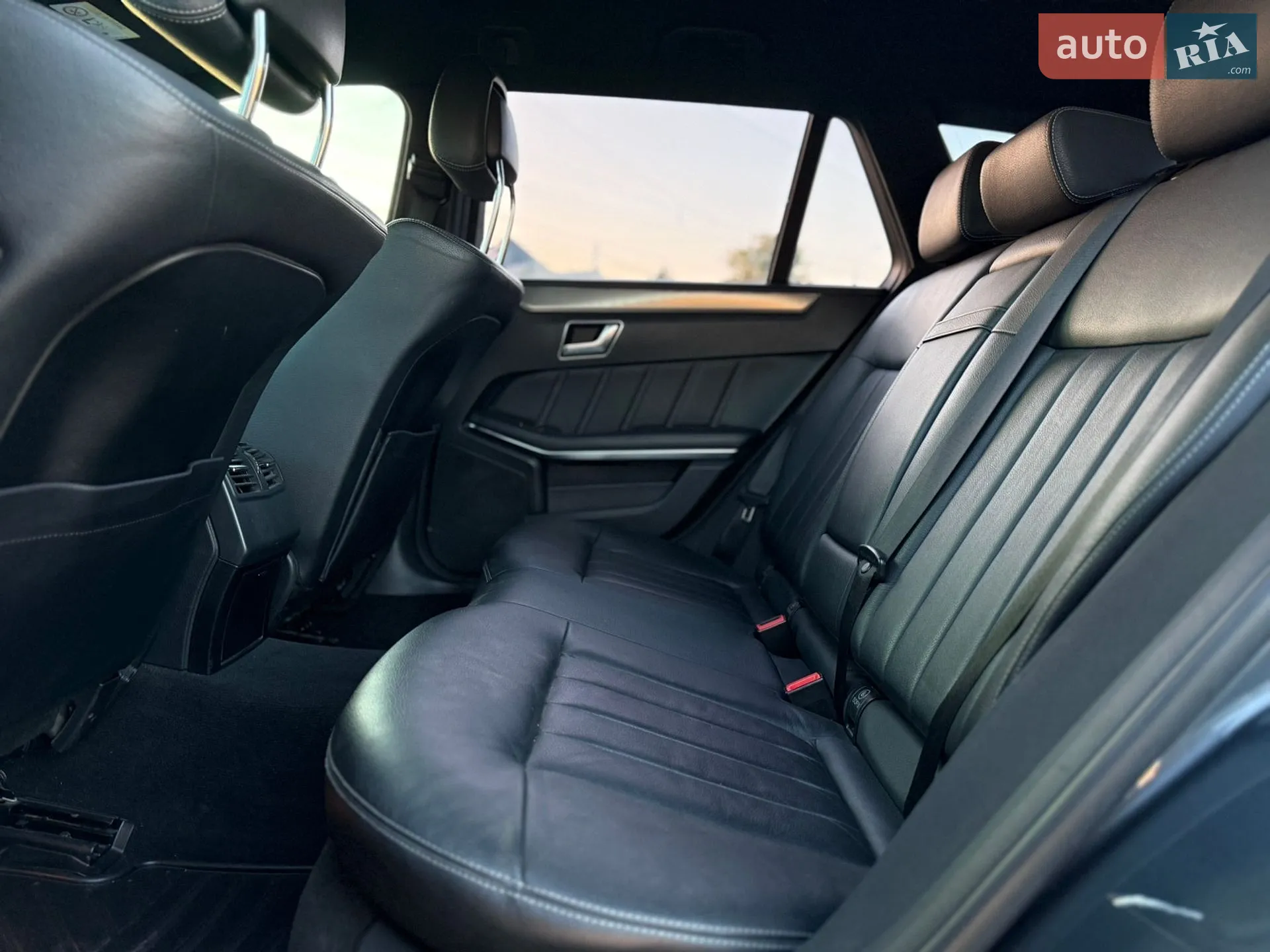 2013 Mercedes-Benz E-klasse - мініатюра 18