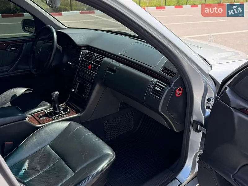 Mercedes-Benz E-Class 2001 VIN WDB2100481B379519 фото оголошення 20 з 78
