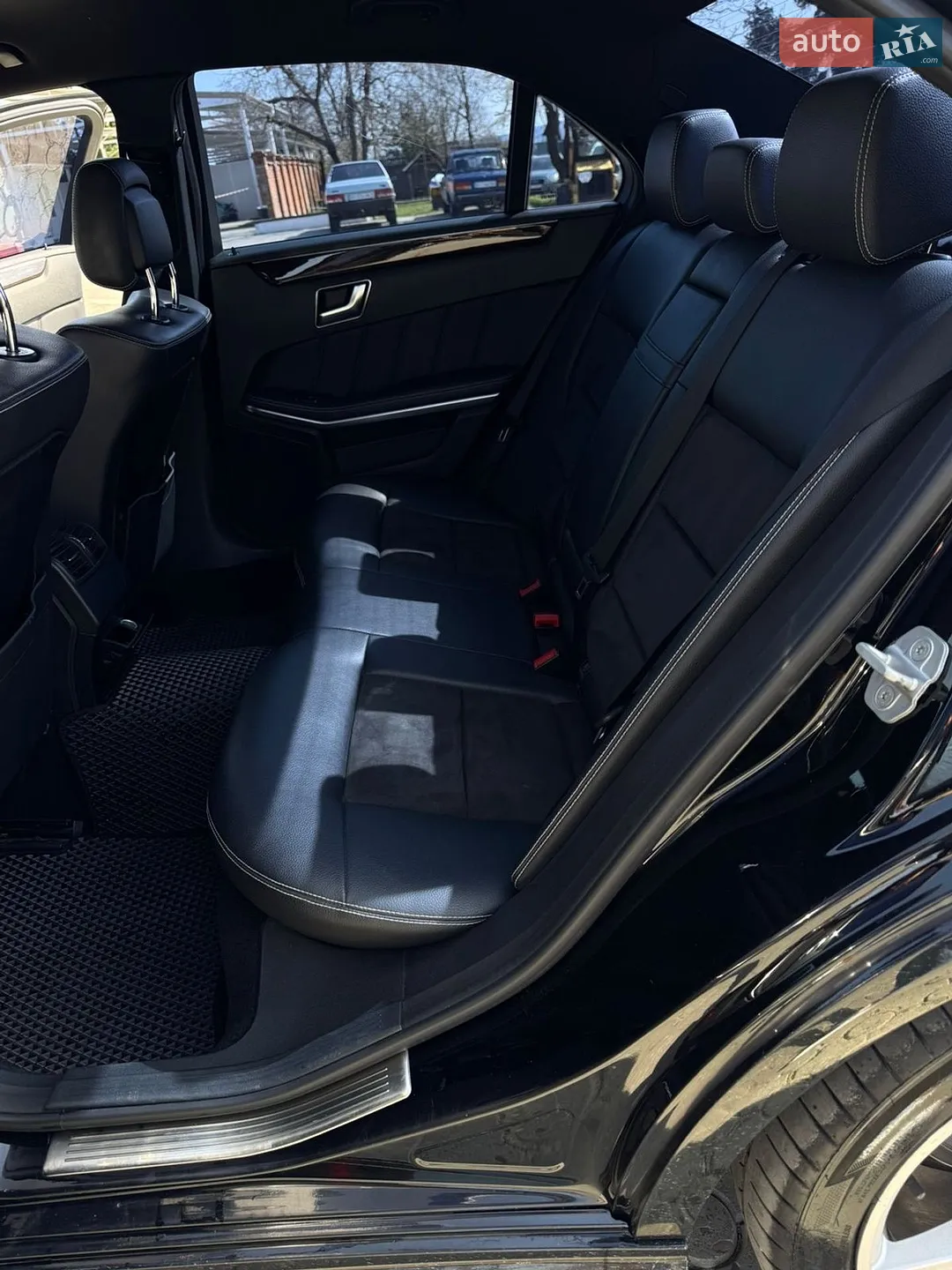 2012 Mercedes-Benz E-klasse - мініатюра 6