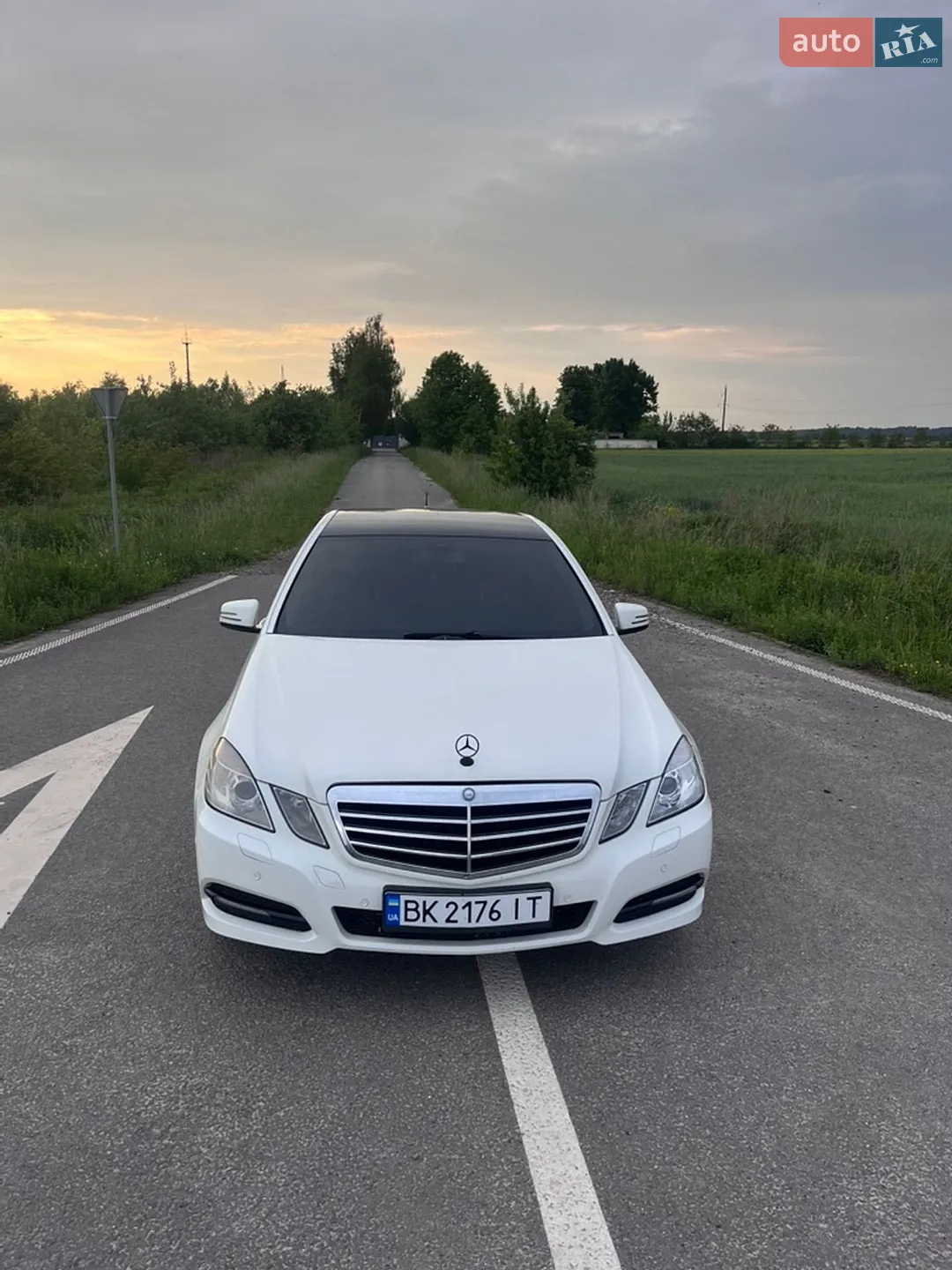 2011 Mercedes-Benz E-klasse - мініатюра 2