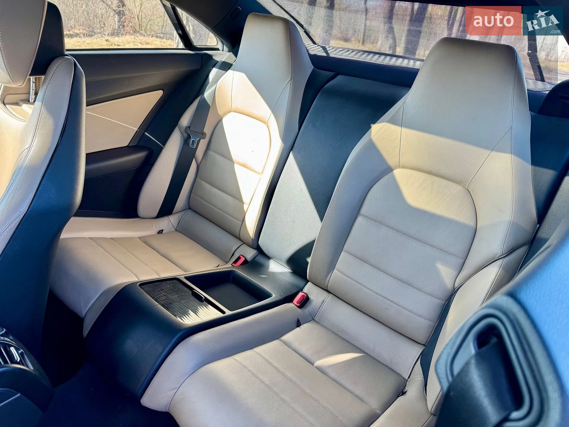 2012 Mercedes-Benz E-klasse - мініатюра 31