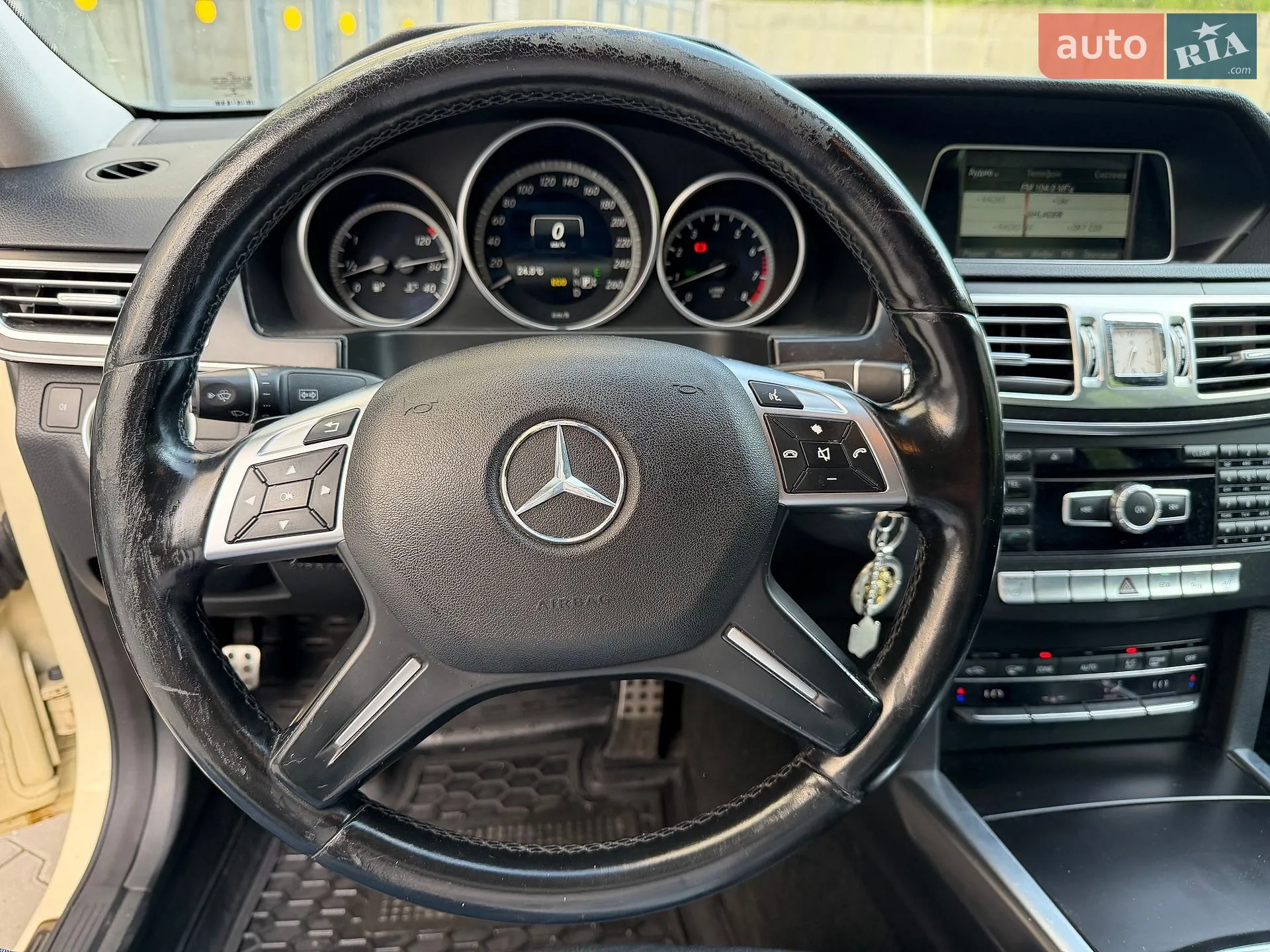 2014 Mercedes-Benz E-klasse - мініатюра 33