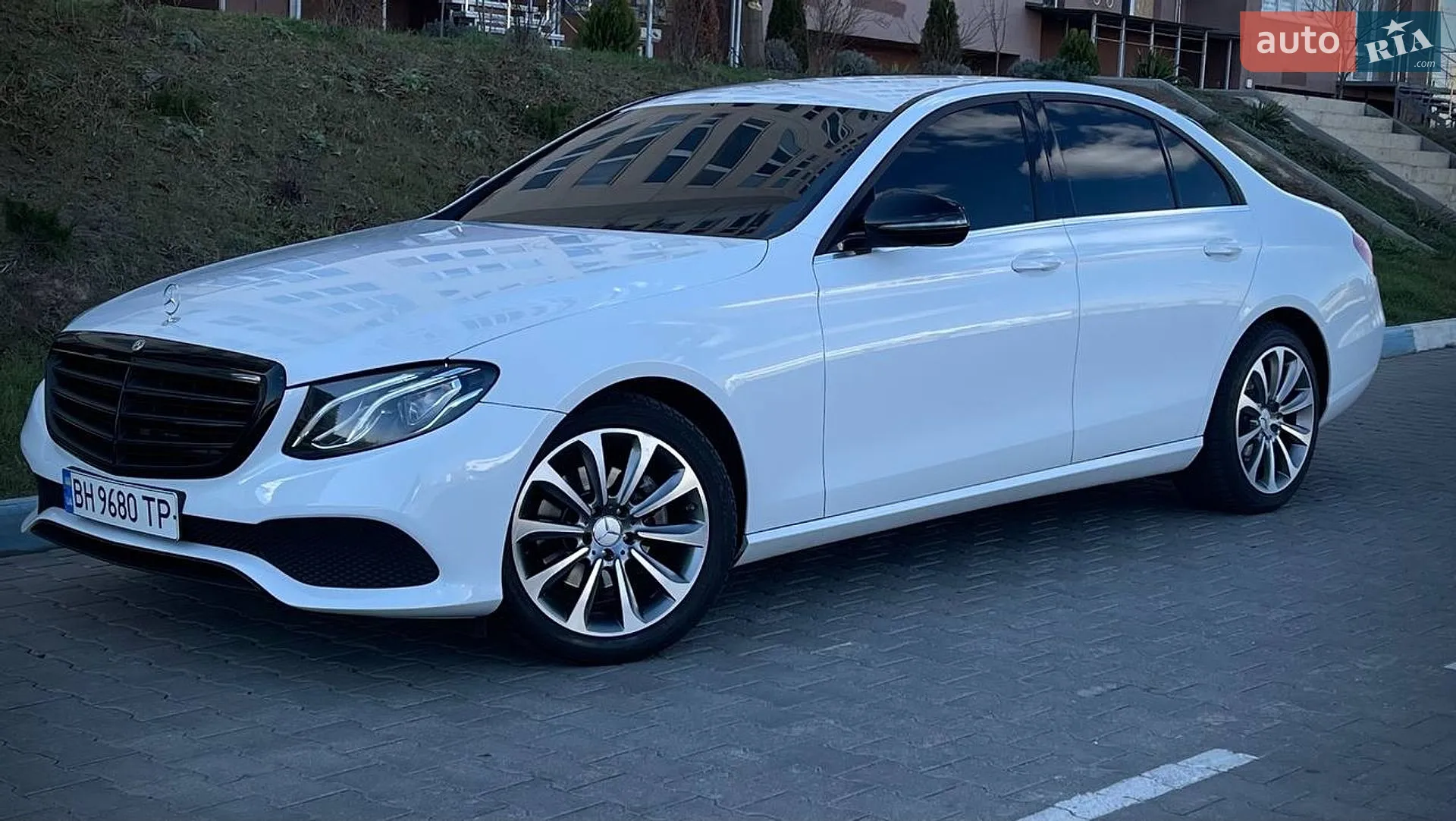 2016 Mercedes-Benz E-klasse - мініатюра 3