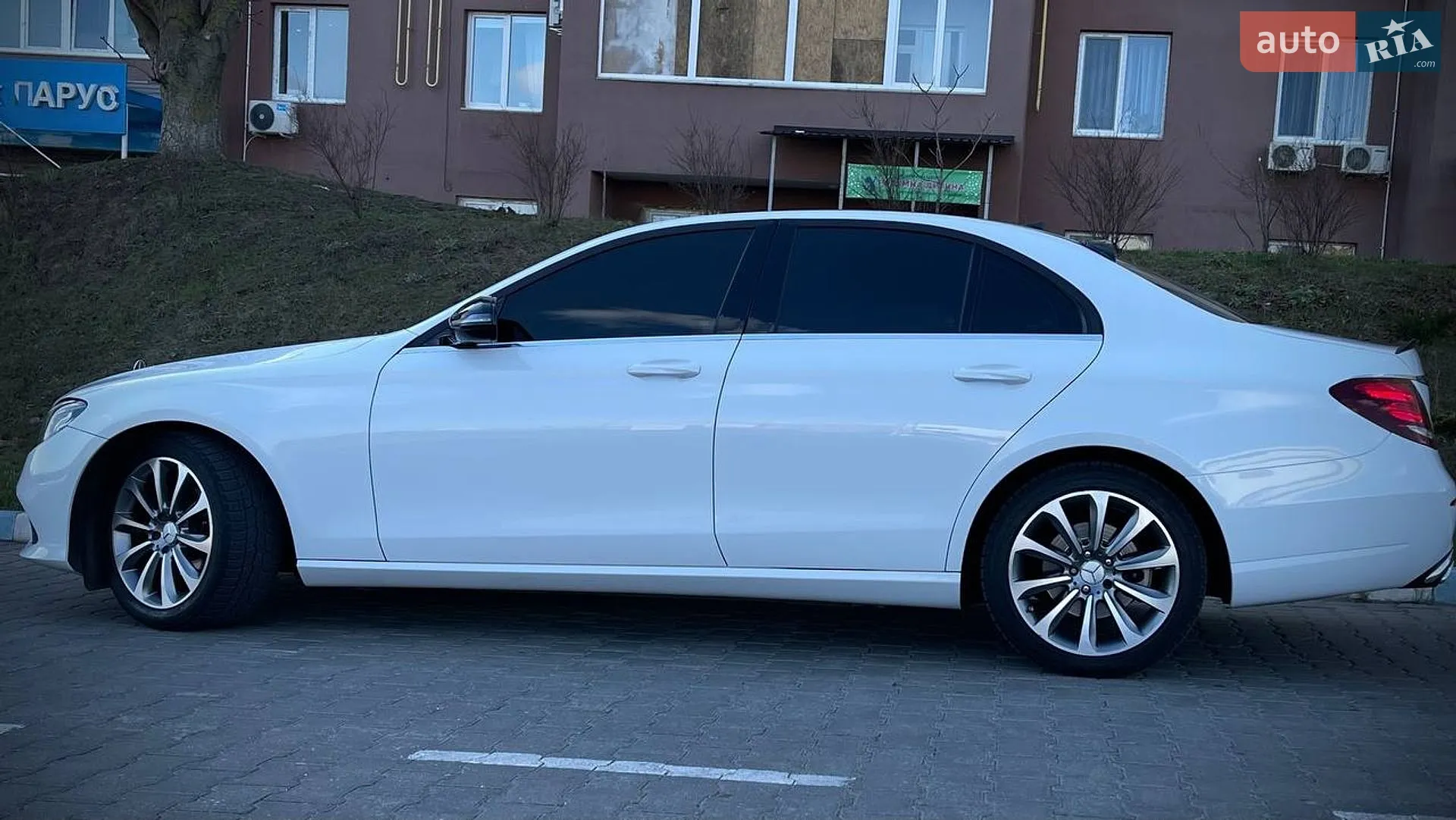 2016 Mercedes-Benz E-klasse - мініатюра 5