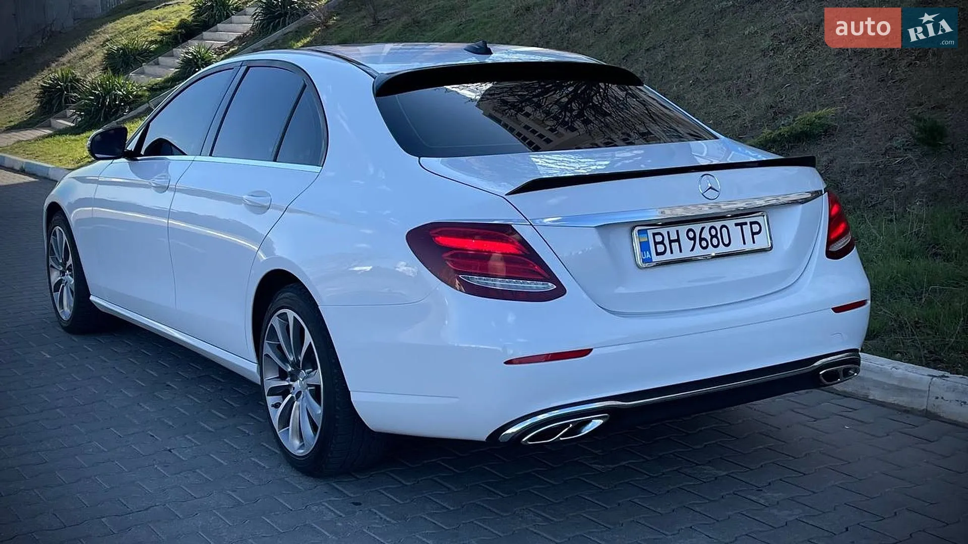2016 Mercedes-Benz E-klasse - мініатюра 9