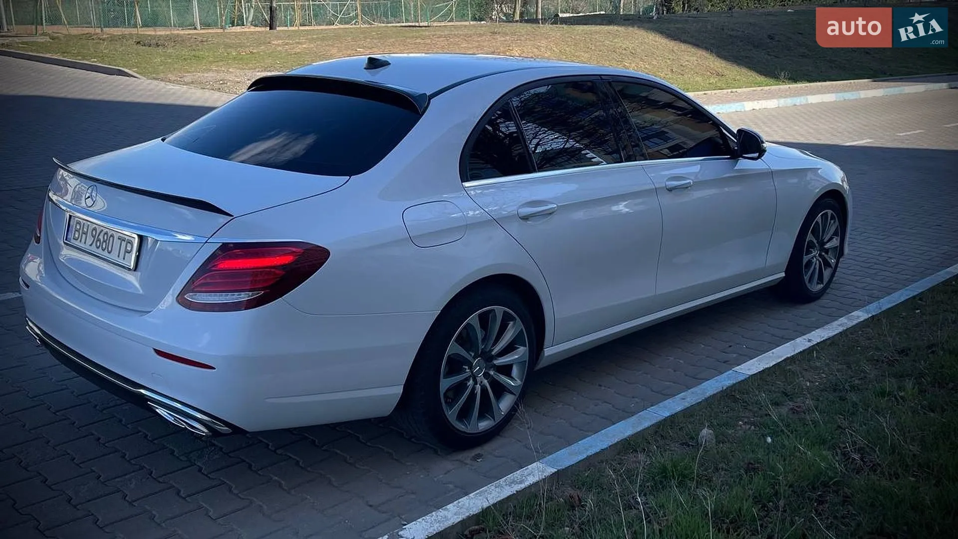 2016 Mercedes-Benz E-klasse - мініатюра 11