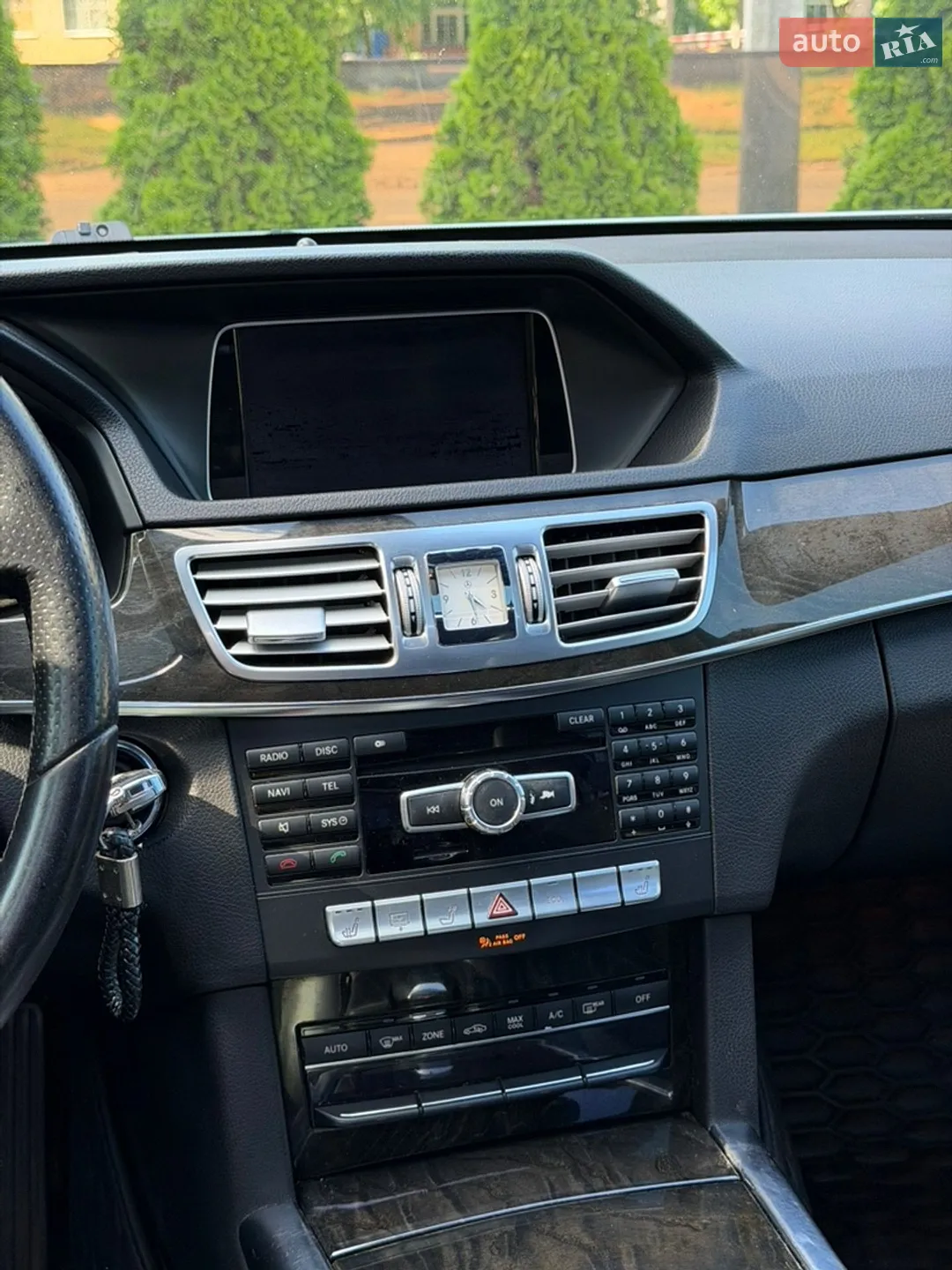 2013 Mercedes-Benz E-klasse - мініатюра 13