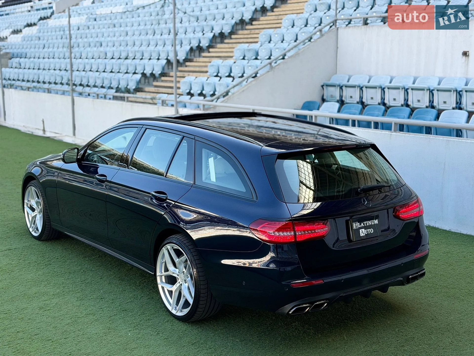Mercedes-Benz E-Class 2020 VIN W1KZH6JB2LA850932 фото оголошення 19 з 53