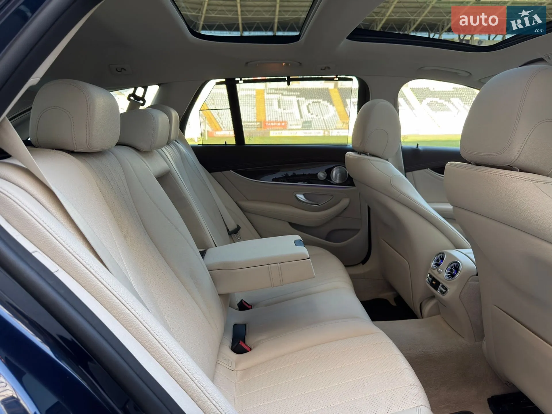 Mercedes-Benz E-Class 2020 VIN W1KZH6JB2LA850932 фото оголошення 51 з 53
