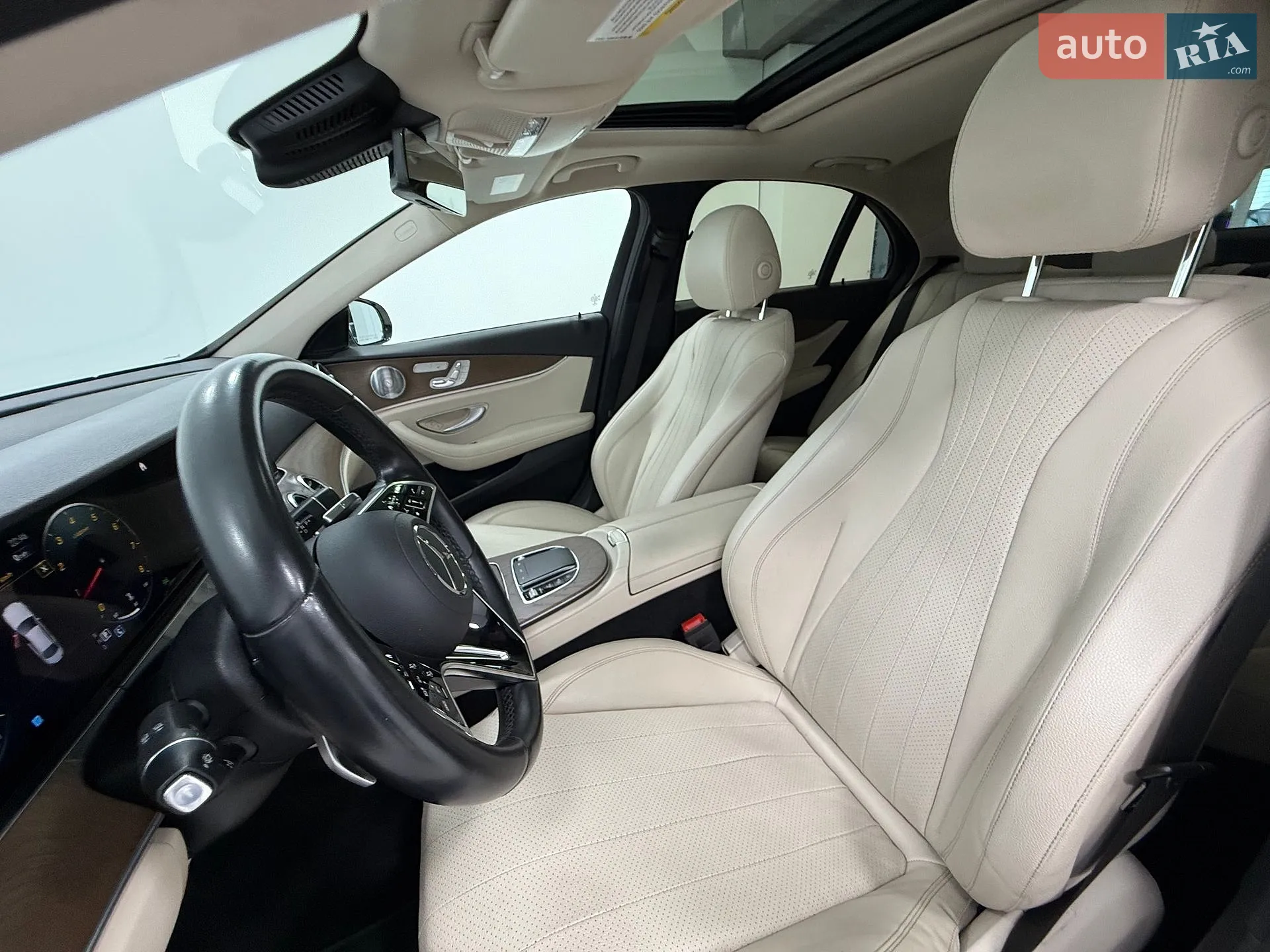 2020 Mercedes-Benz E-klasse - мініатюра 29