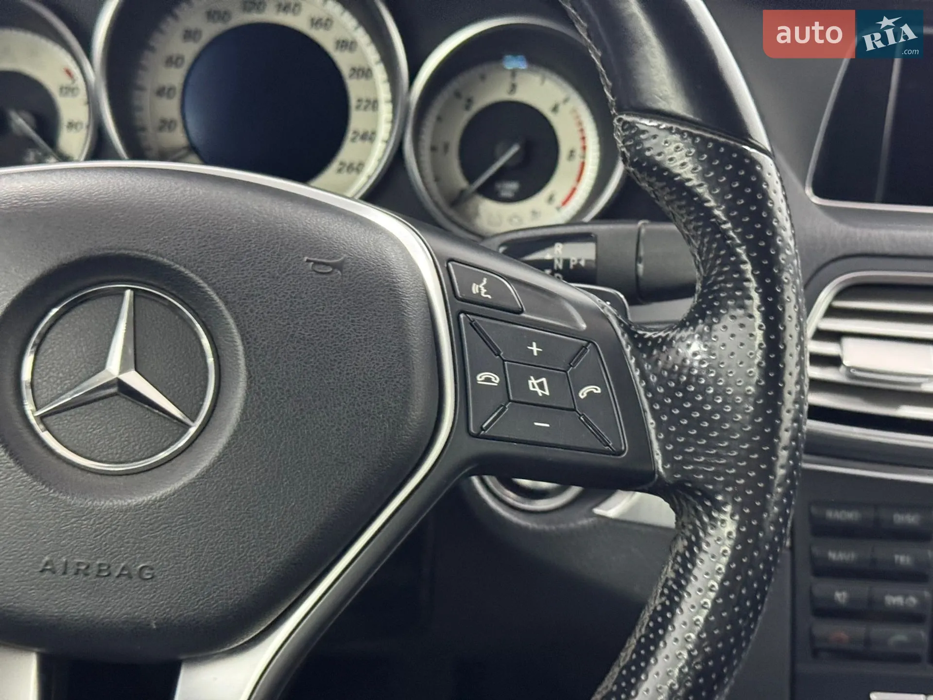 2013 Mercedes-Benz E-klasse - мініатюра 39