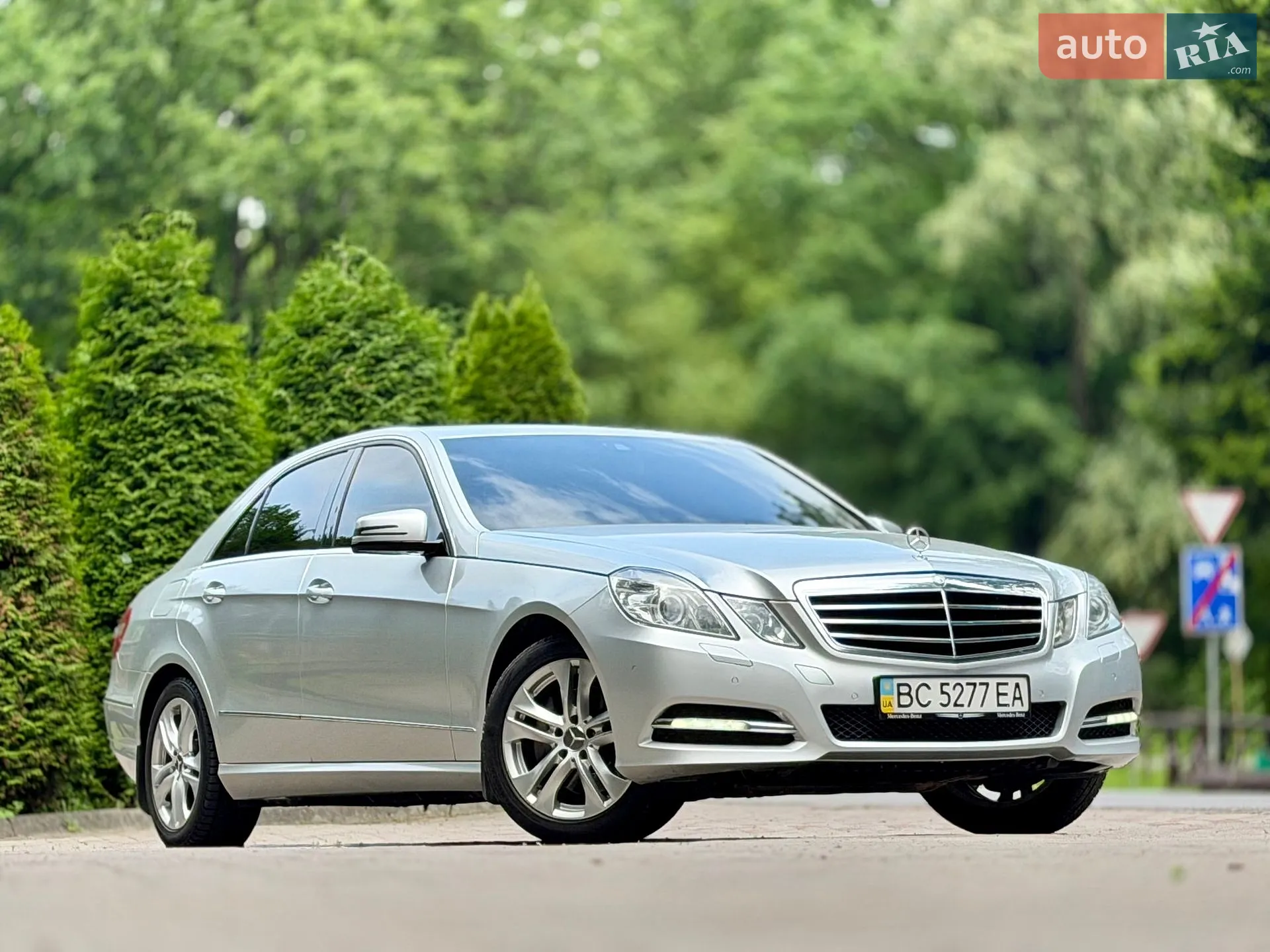 2012 Mercedes-Benz E-klasse - мініатюра 6