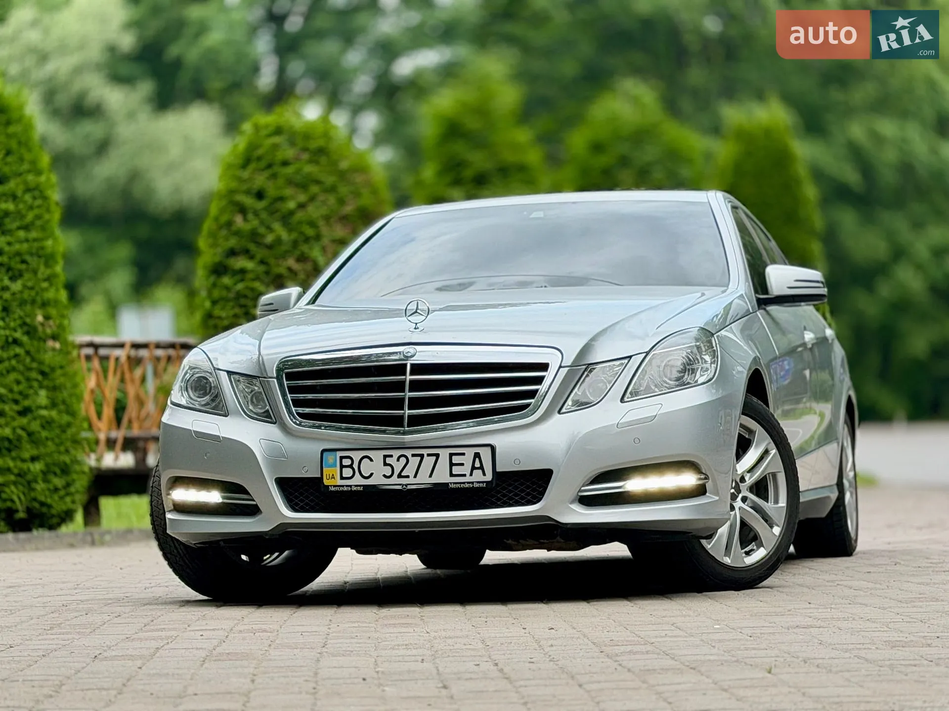 2012 Mercedes-Benz E-klasse - мініатюра 19